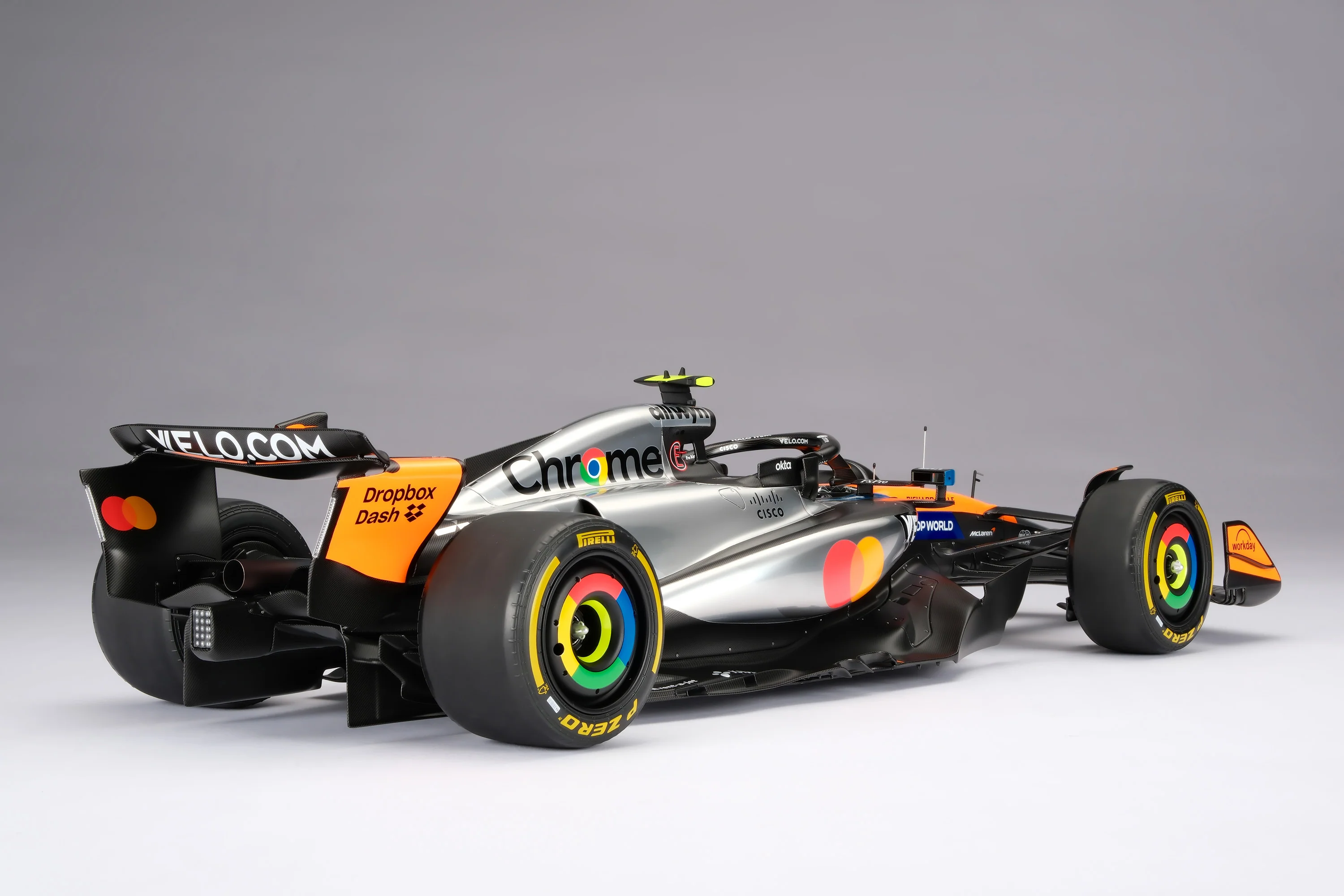 McLaren MCL39 - 2025 British Grand Prix - Image 16