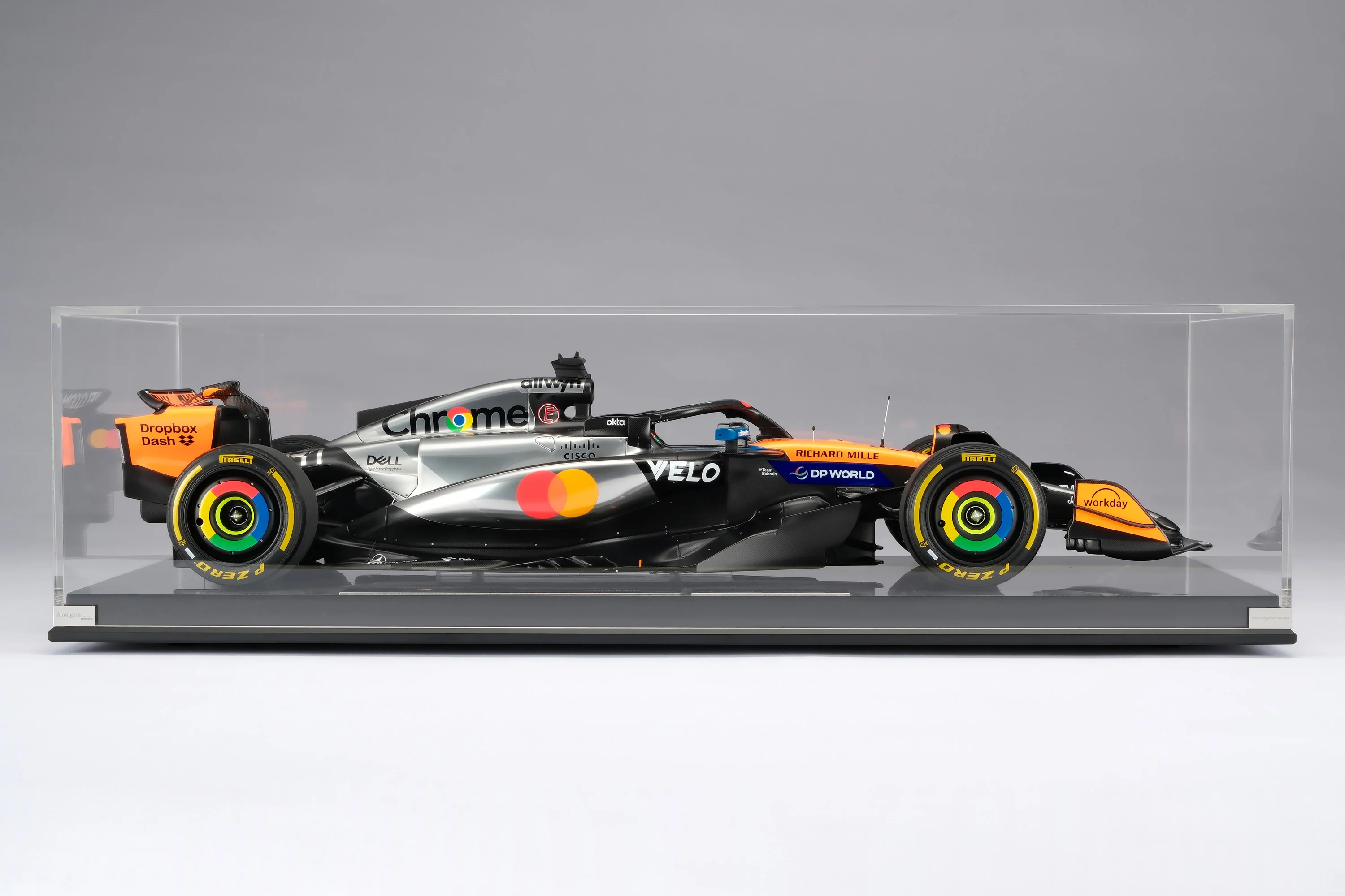 McLaren MCL39 - 2025 British Grand Prix - Image 36