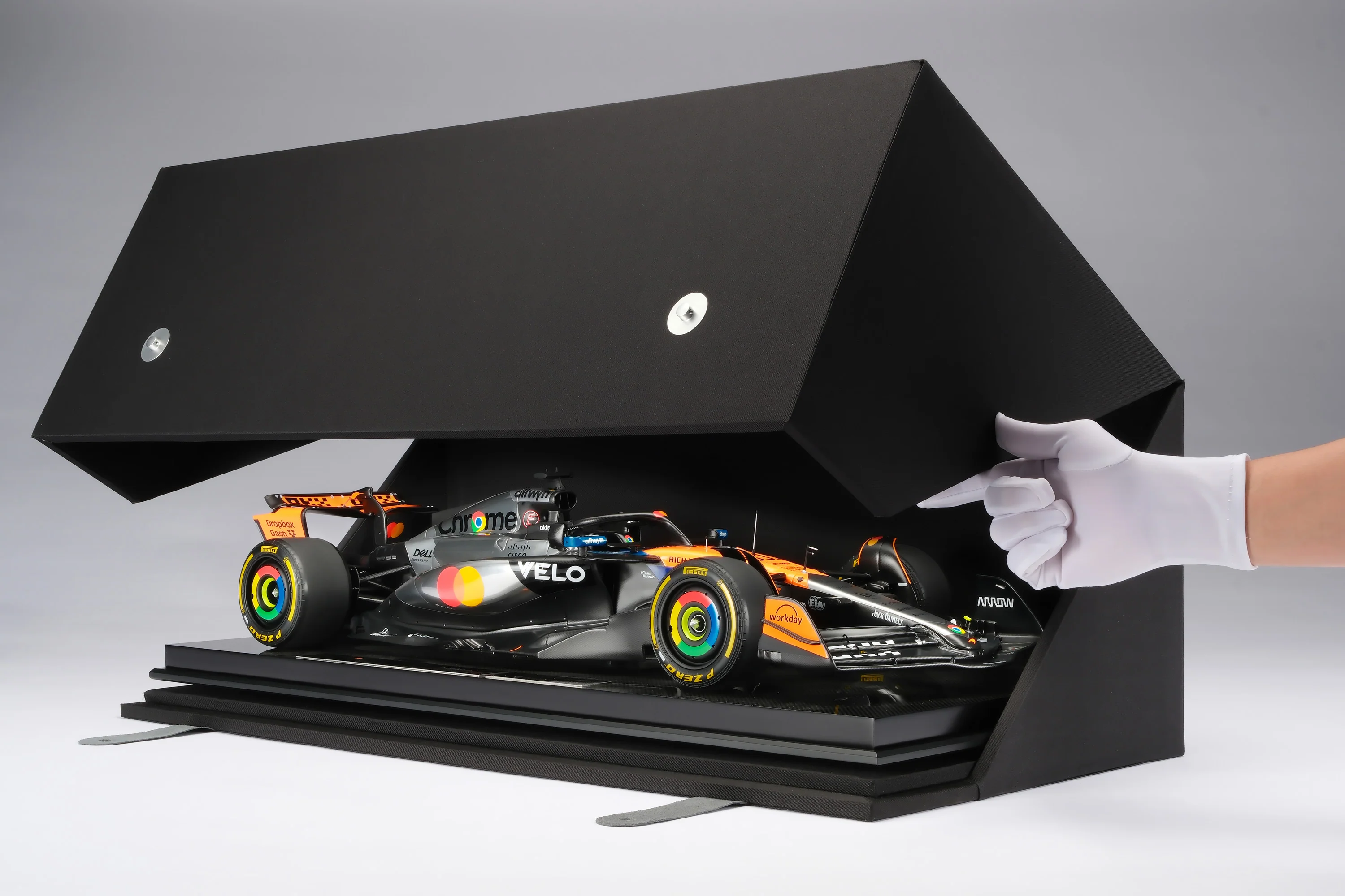 McLaren MCL39 - 2025 British Grand Prix - Image 37