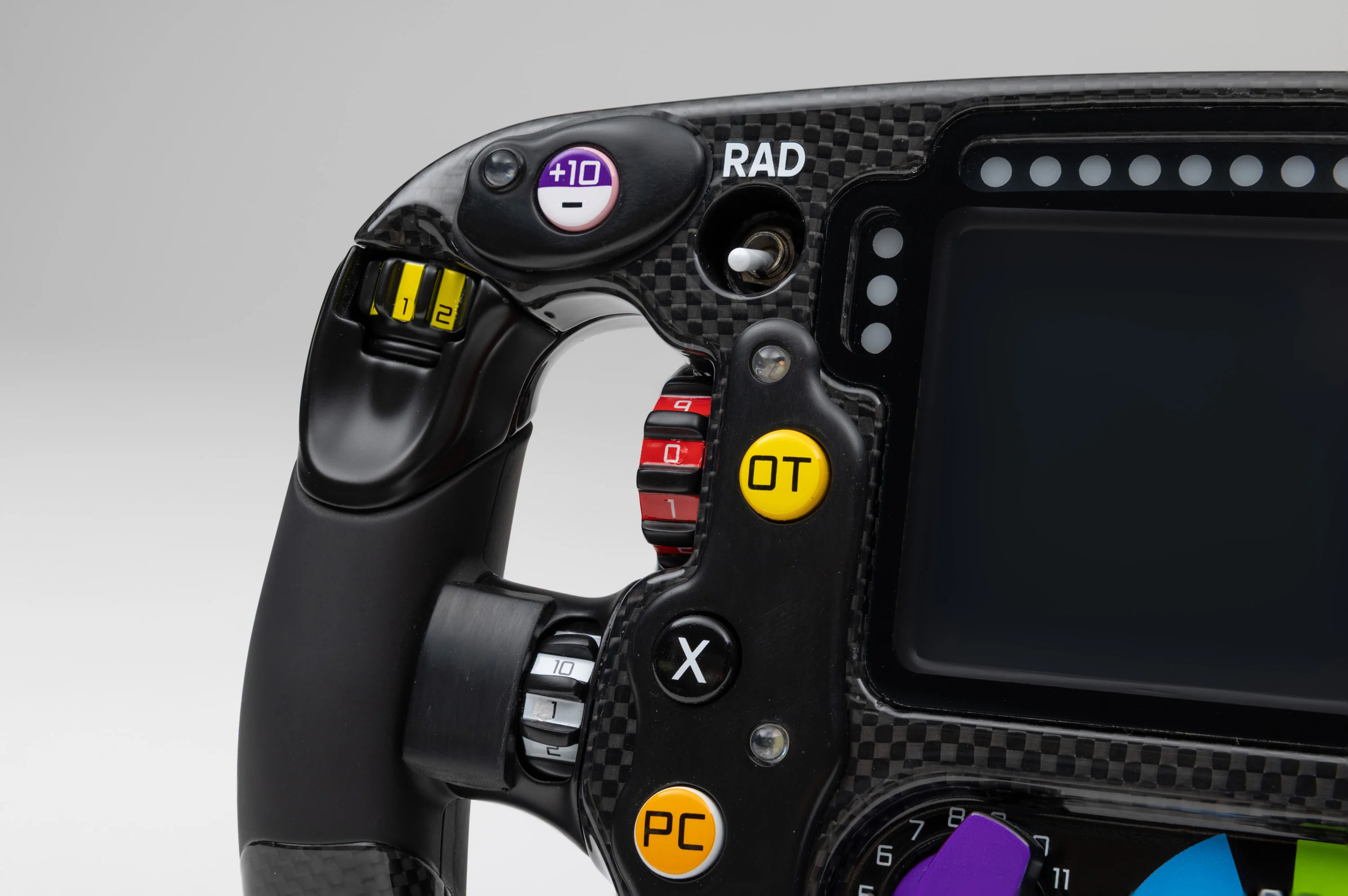 McLaren MCL39 Steering Wheel (2025) - Image 6