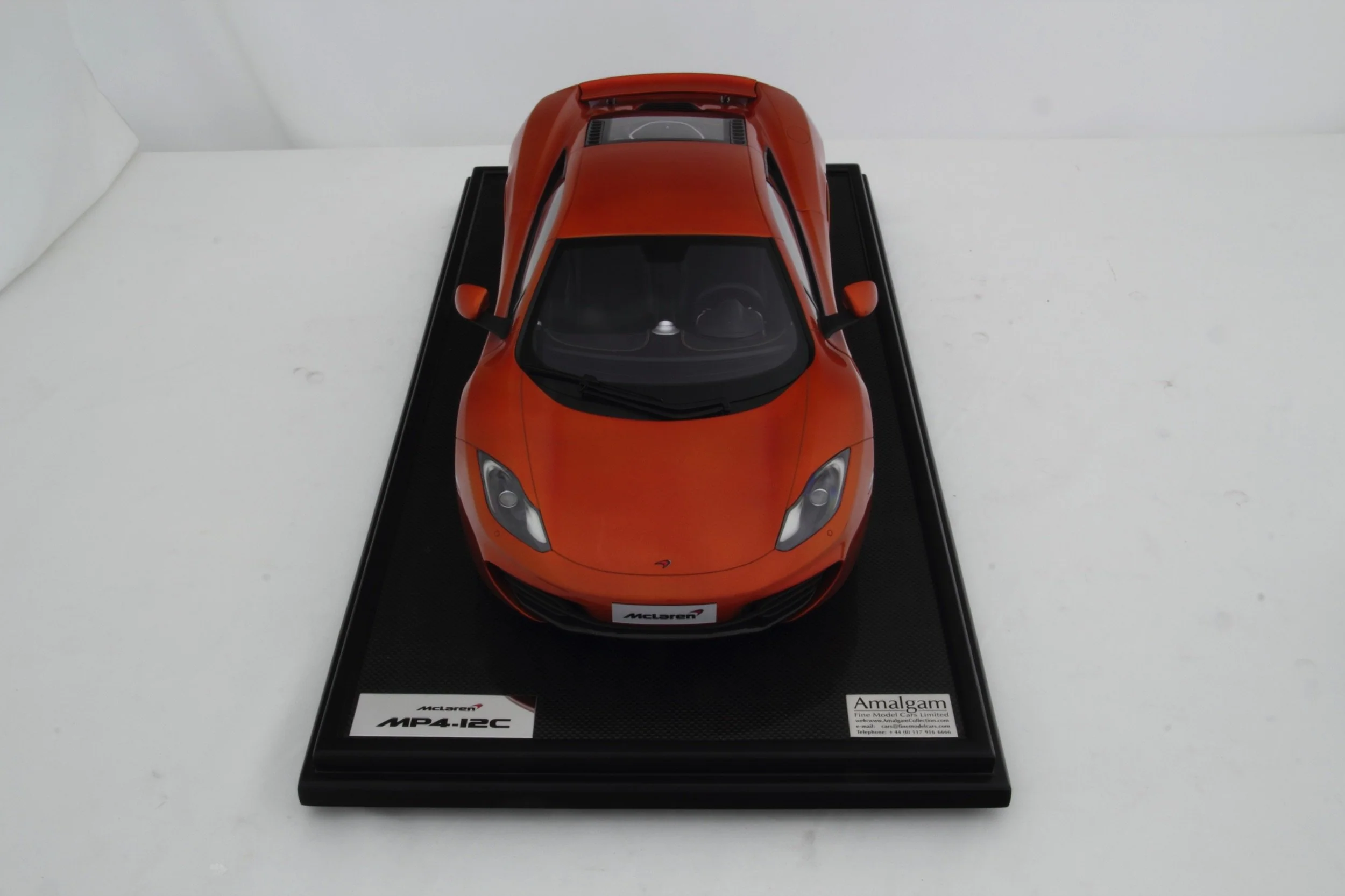 McLaren MP4-12C (2011) - Image 4