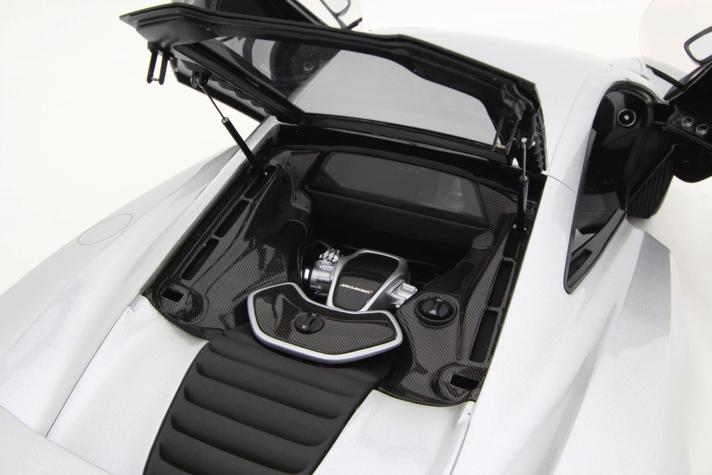 McLaren MP4-12C (2011) - Image 8
