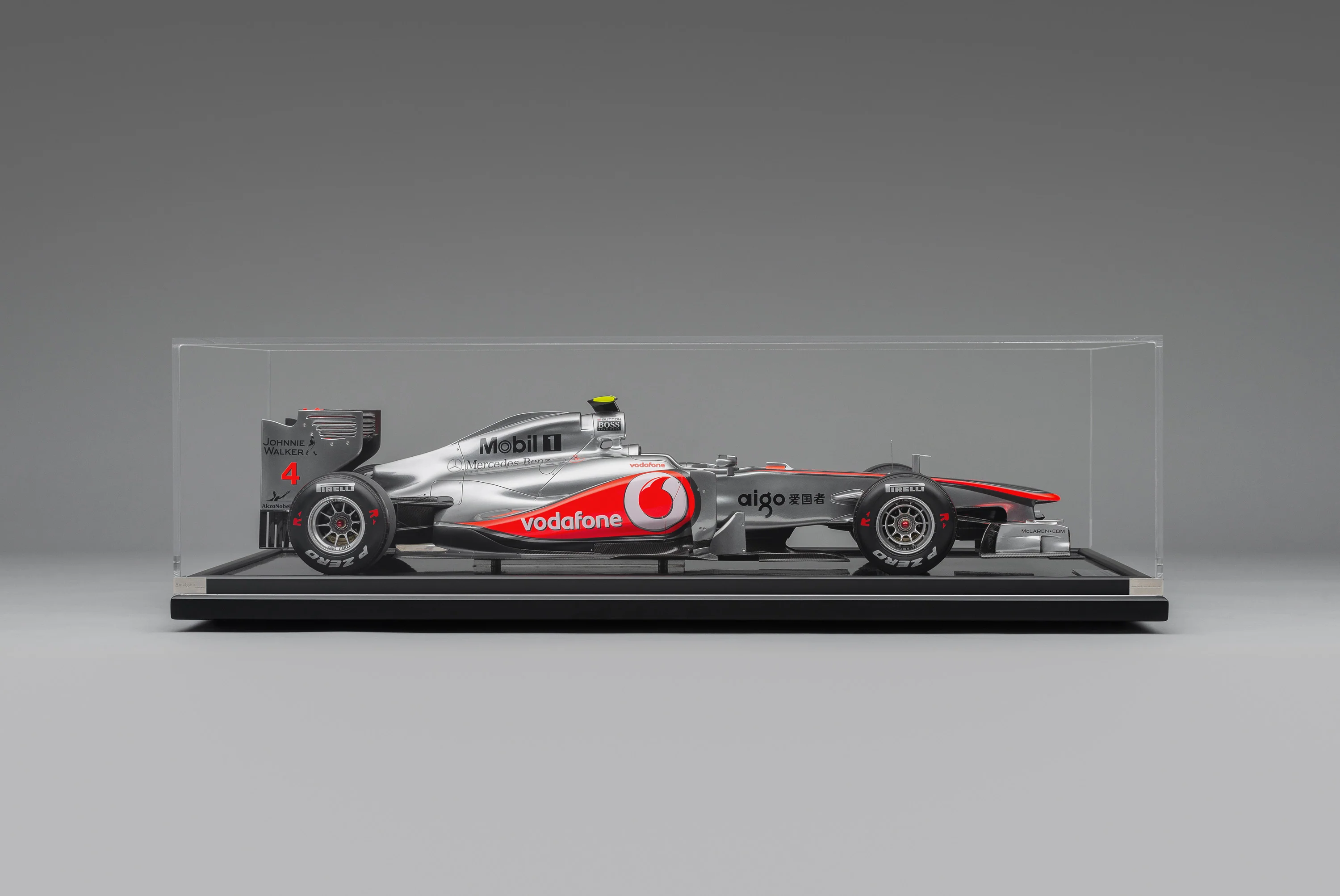 McLaren MP4-26 - 2011 Chinese Grand Prix - Button - Image 13