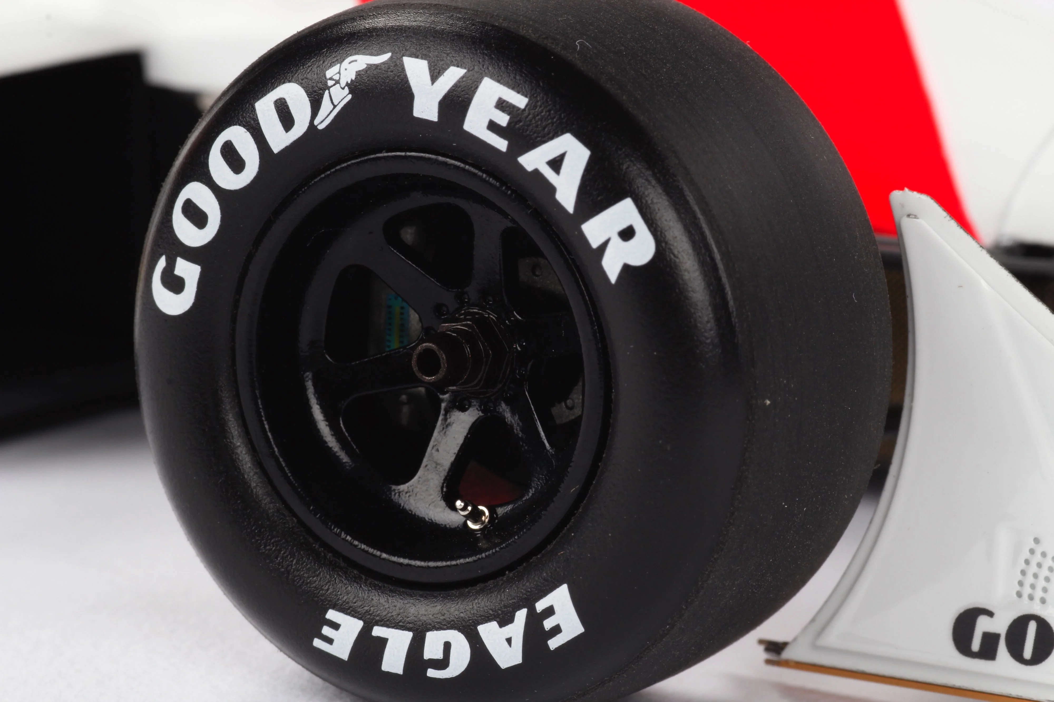 McLaren MP4/4 - Image 14