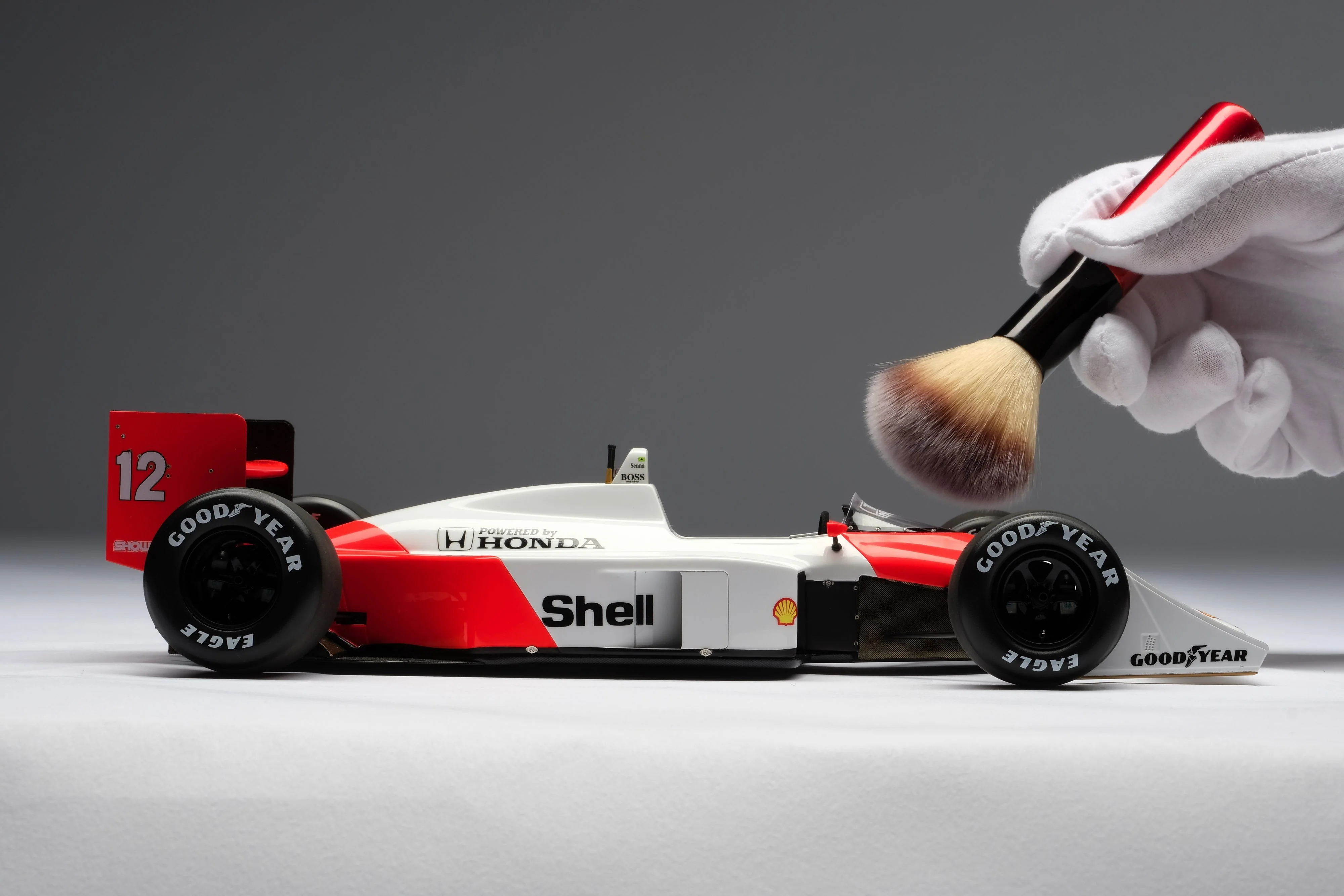 McLaren MP4/4 - Image 3