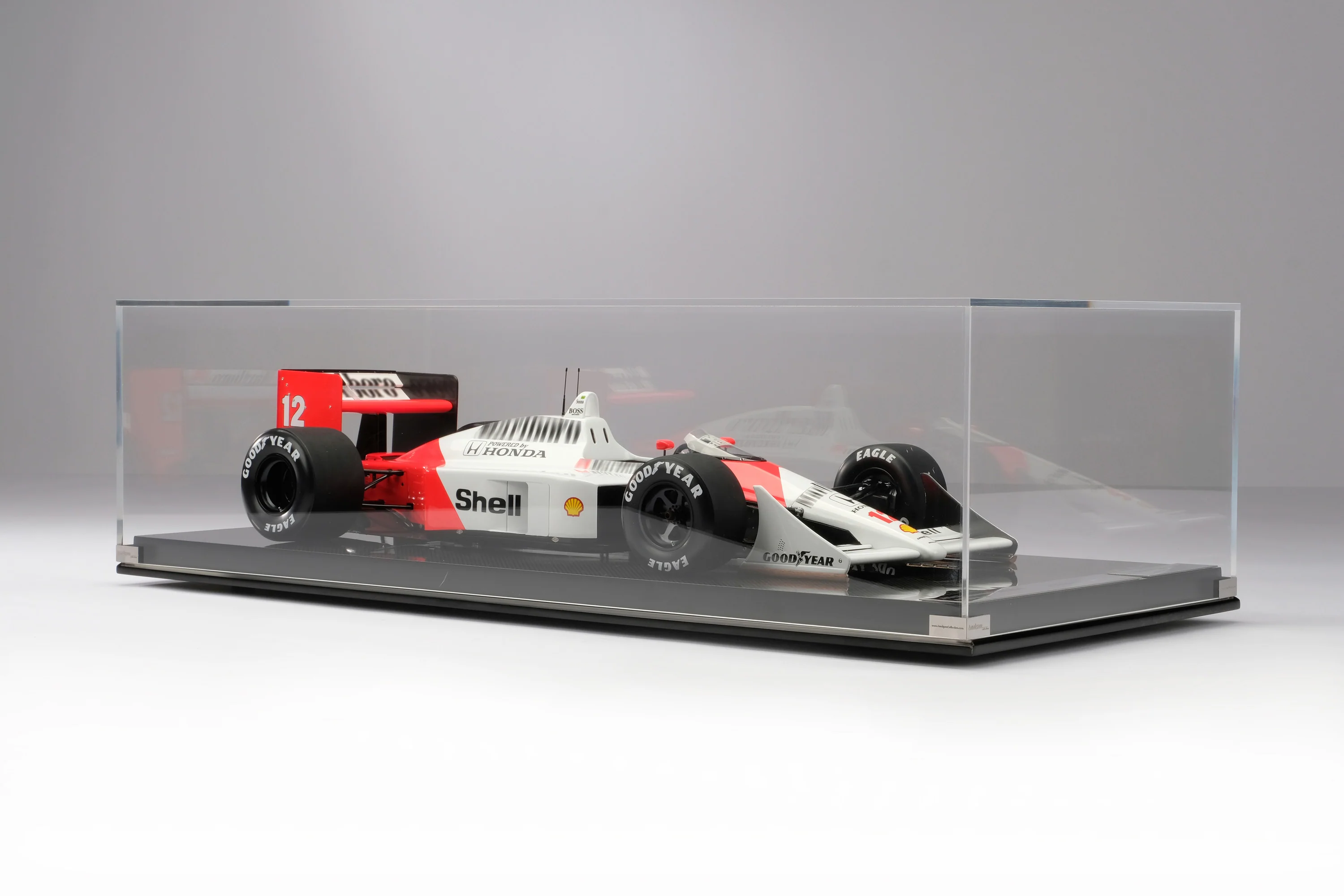 McLaren MP4/4 - 1988 Japanese Grand Prix - Image 24