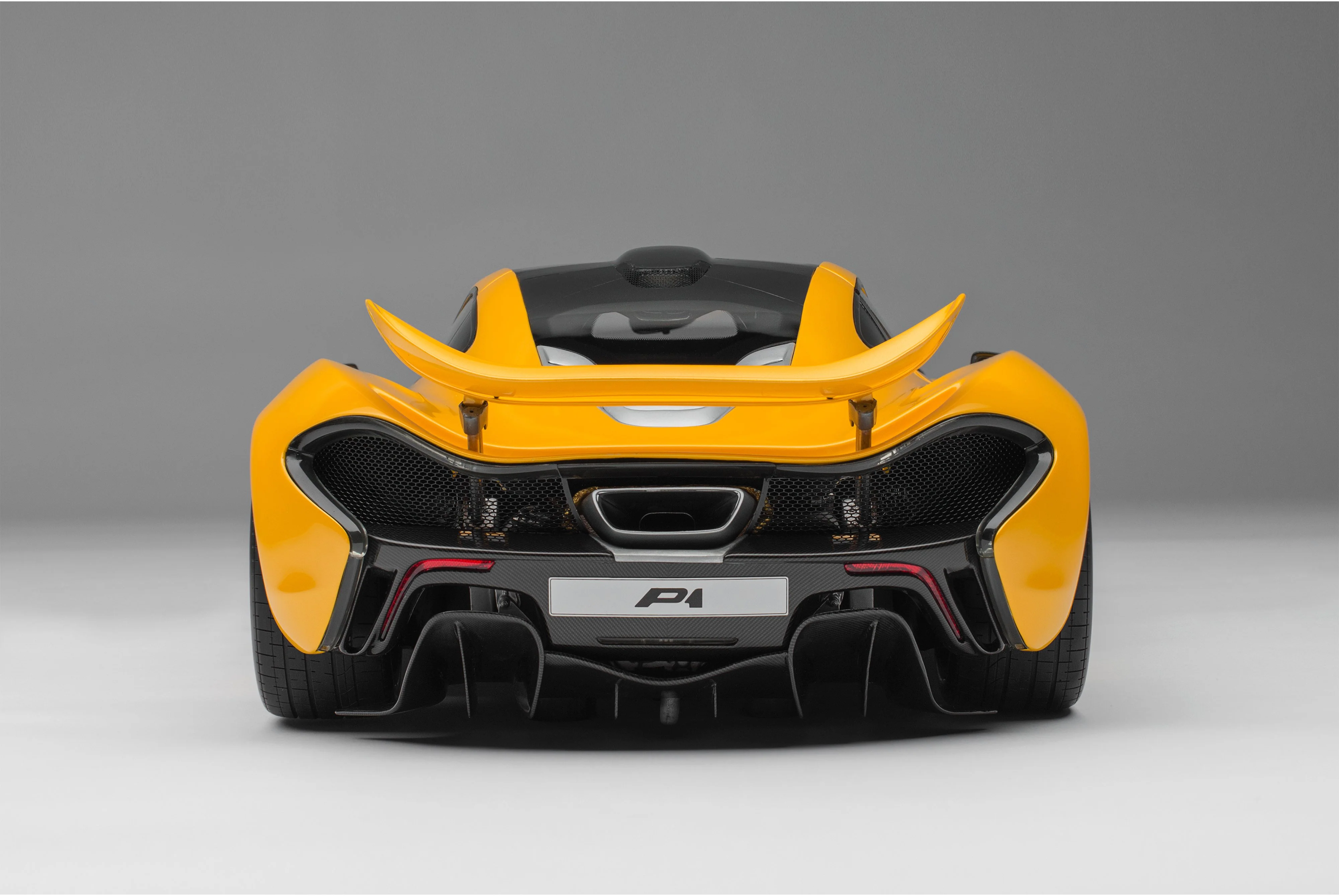 McLaren P1 (2012) - Image 12
