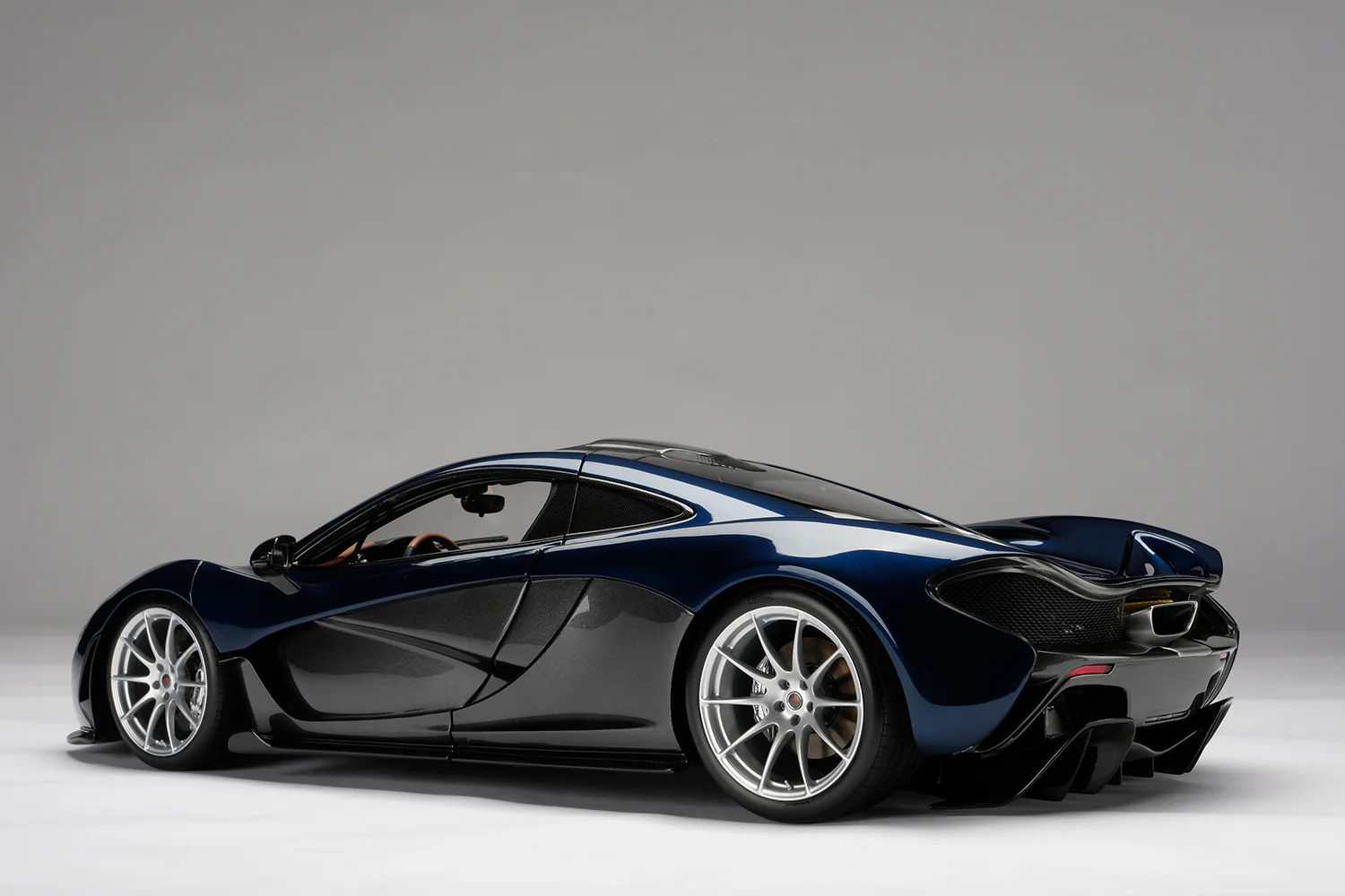 McLaren P1 (2012) - Image 27