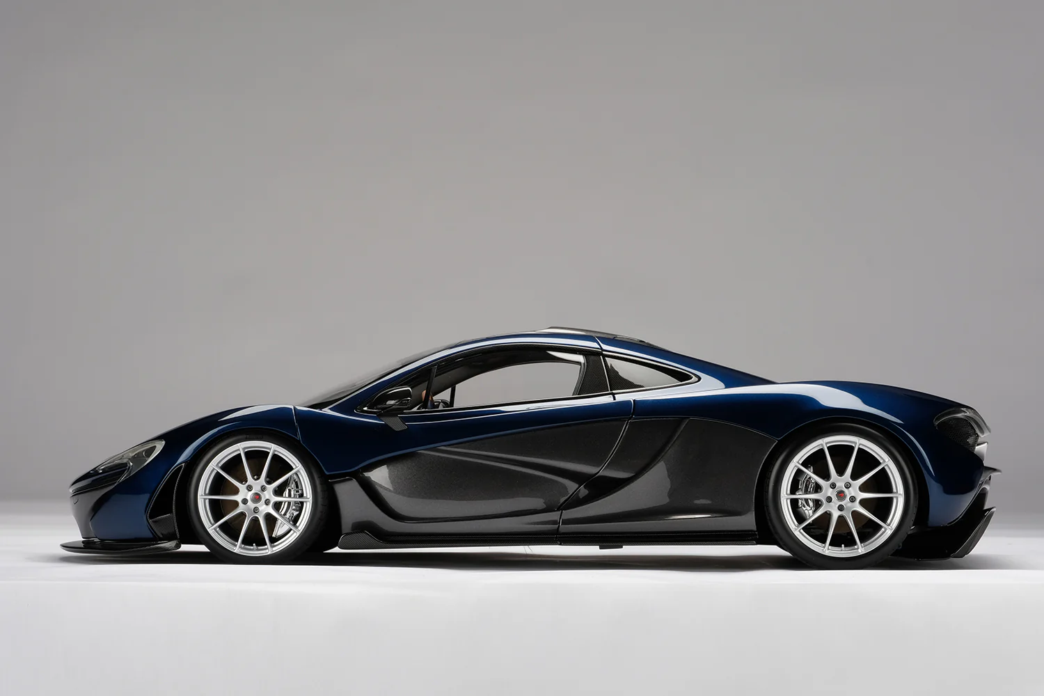 McLaren P1 (2012) - Image 28