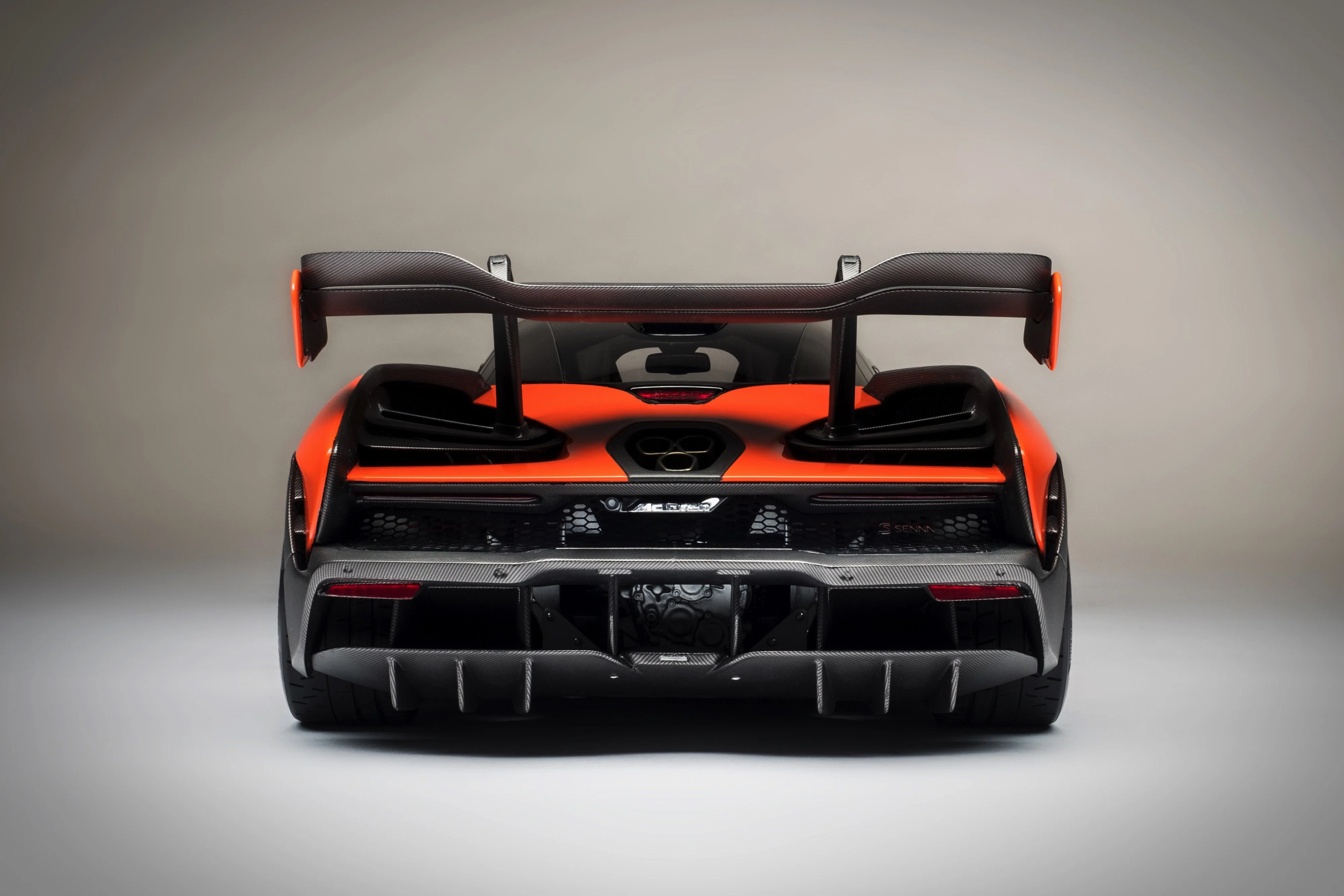 McLaren Senna (2018) - Image 5