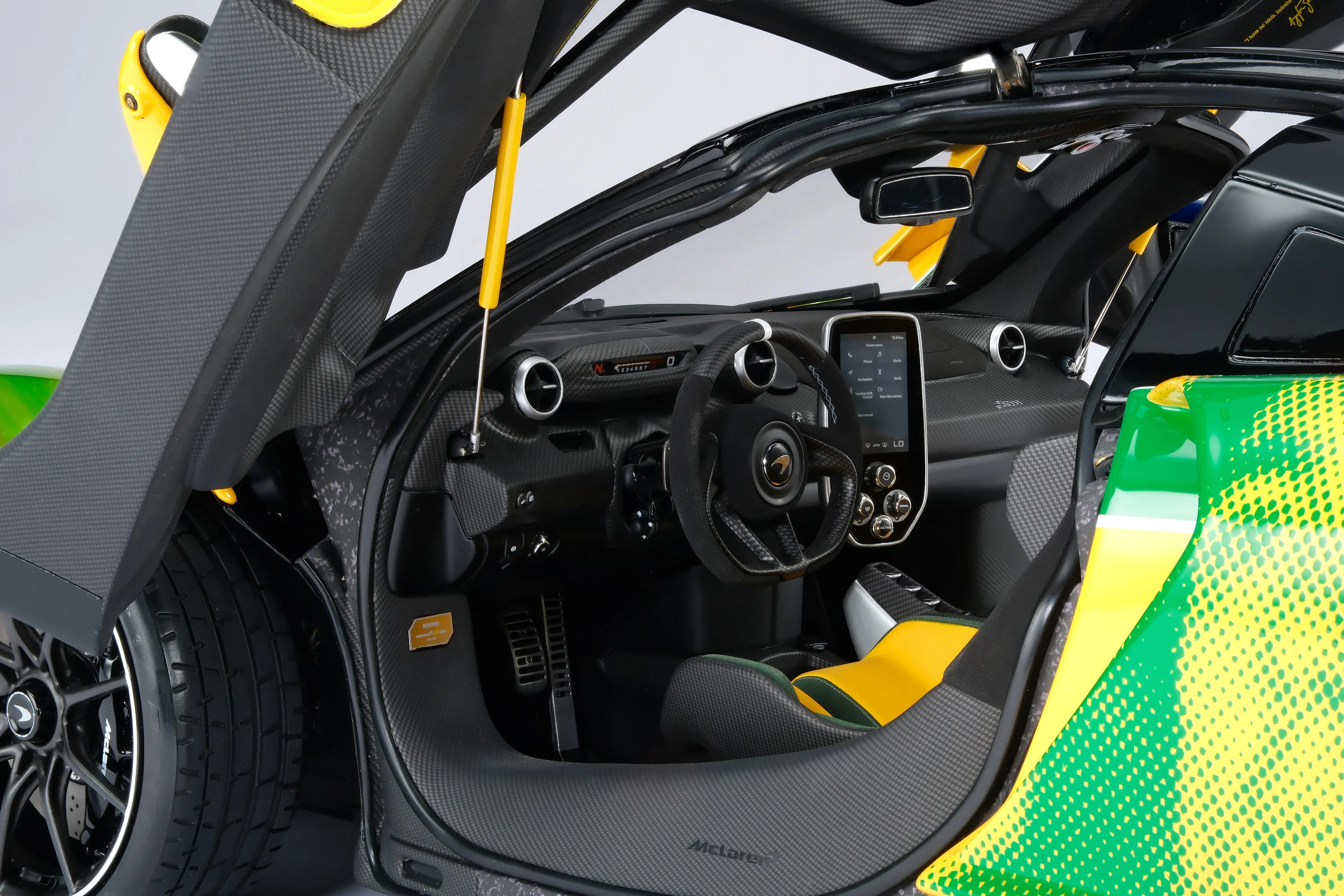 McLaren Senna in Senna Sempre Livery (2024) - Image 14