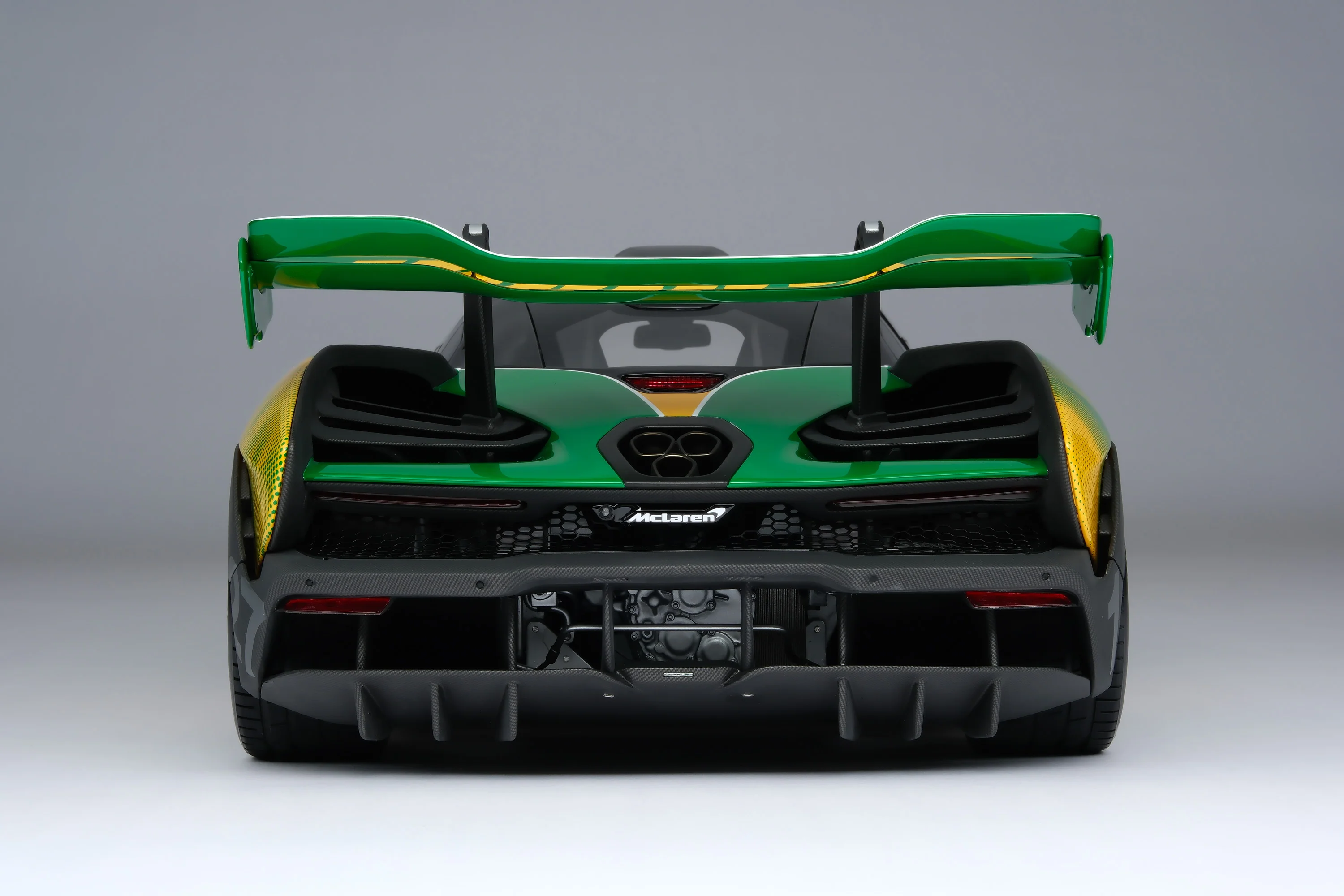 McLaren Senna in Senna Sempre Livery (2024) - Image 19