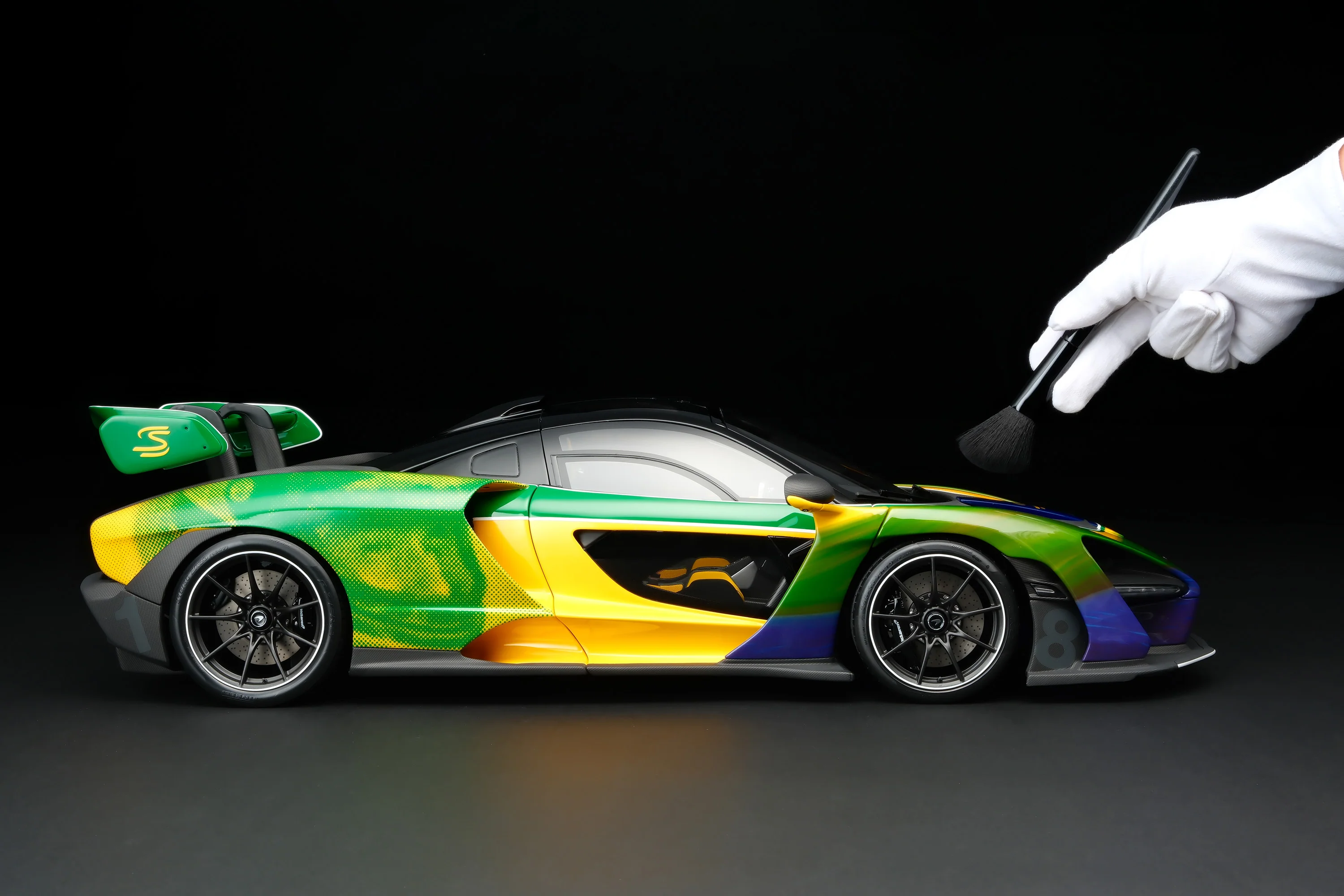 McLaren Senna in Senna Sempre Livery (2024) - Image 3