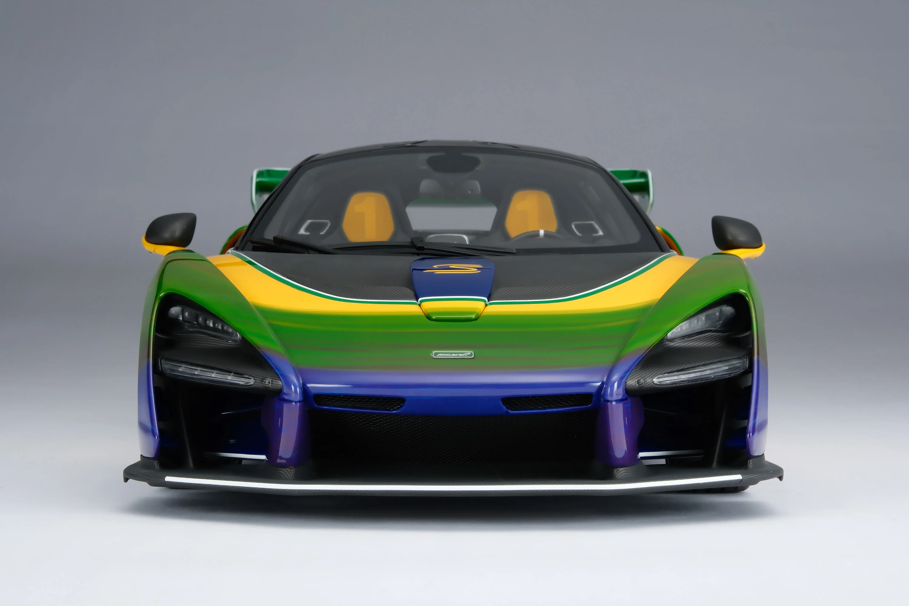 McLaren Senna in Senna Sempre Livery (2024) - Image 5