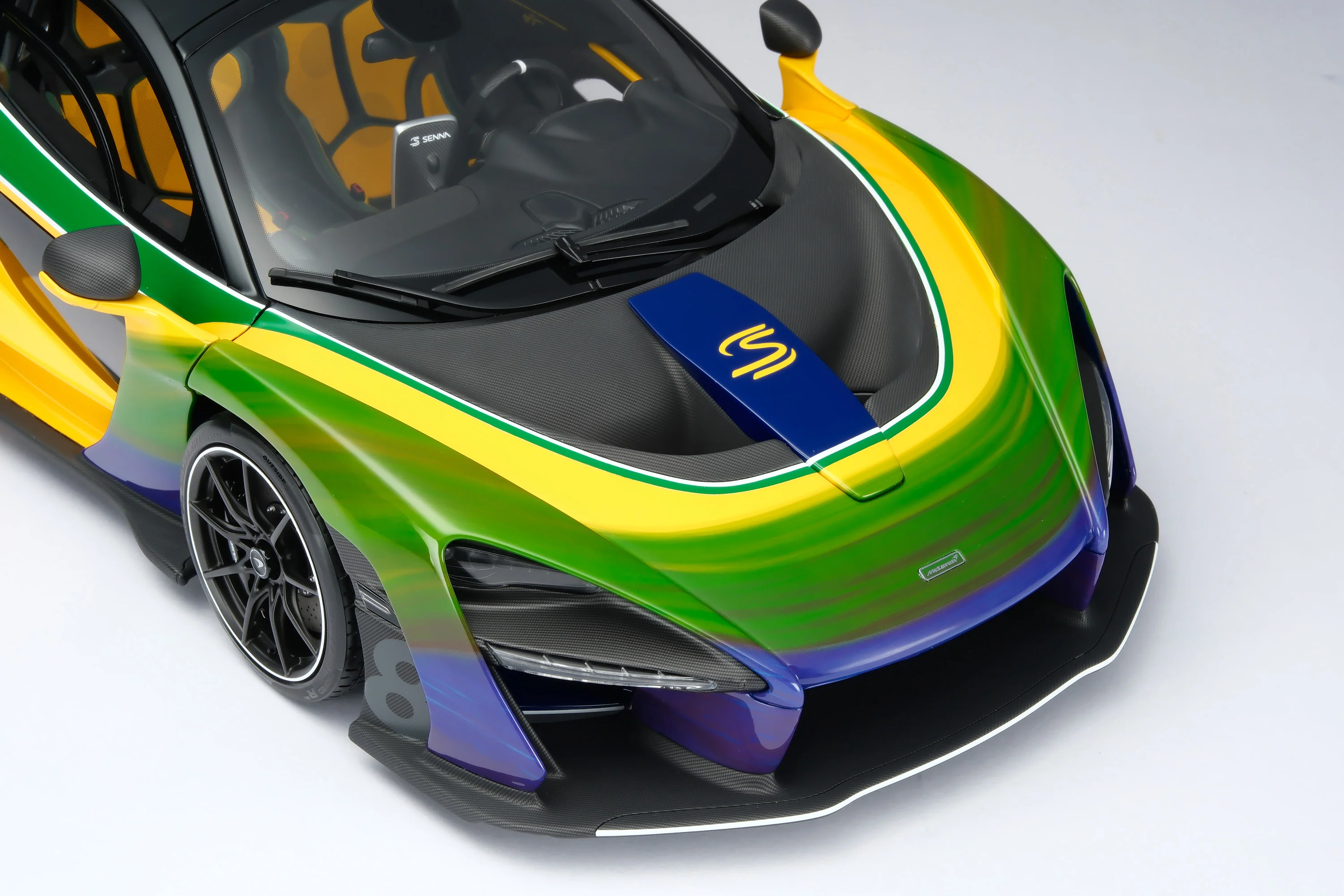 McLaren Senna in Senna Sempre Livery (2024) - Image 7