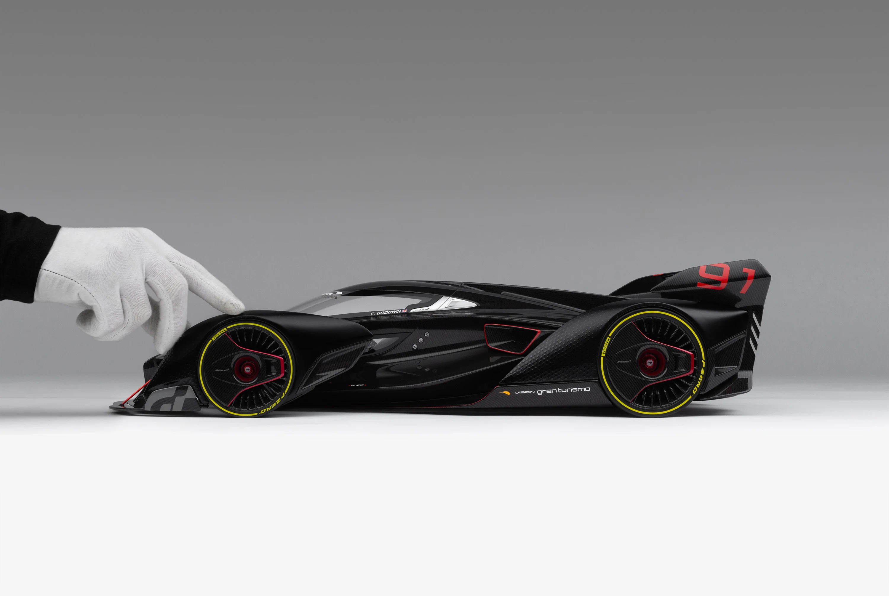 McLaren Ultimate Vision Gran Turismo (2017) - Signed Edition - Image 3