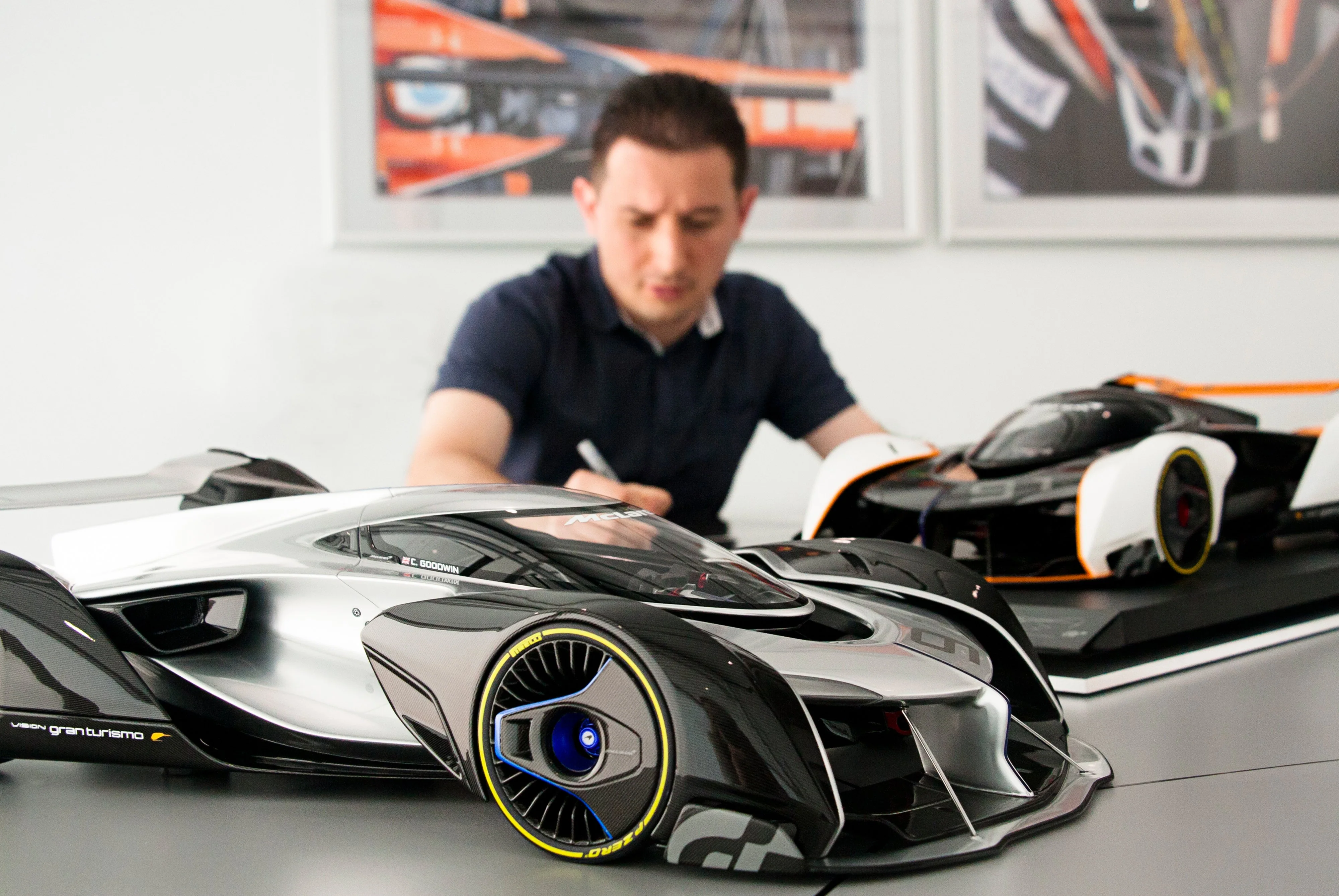 McLaren Ultimate Vision Gran Turismo (2017) - Signed Edition - Image 8