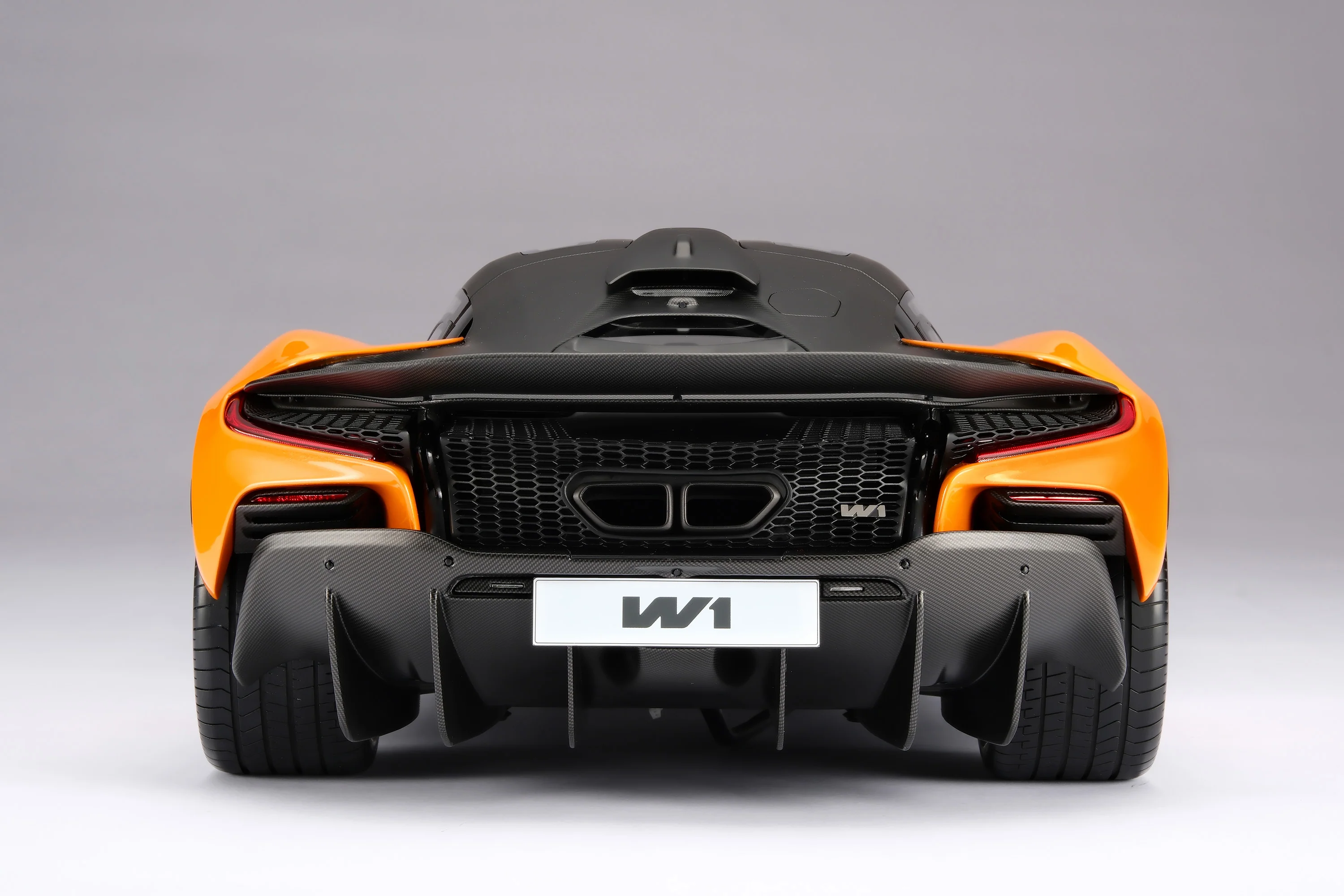 McLaren W1 - Image 18