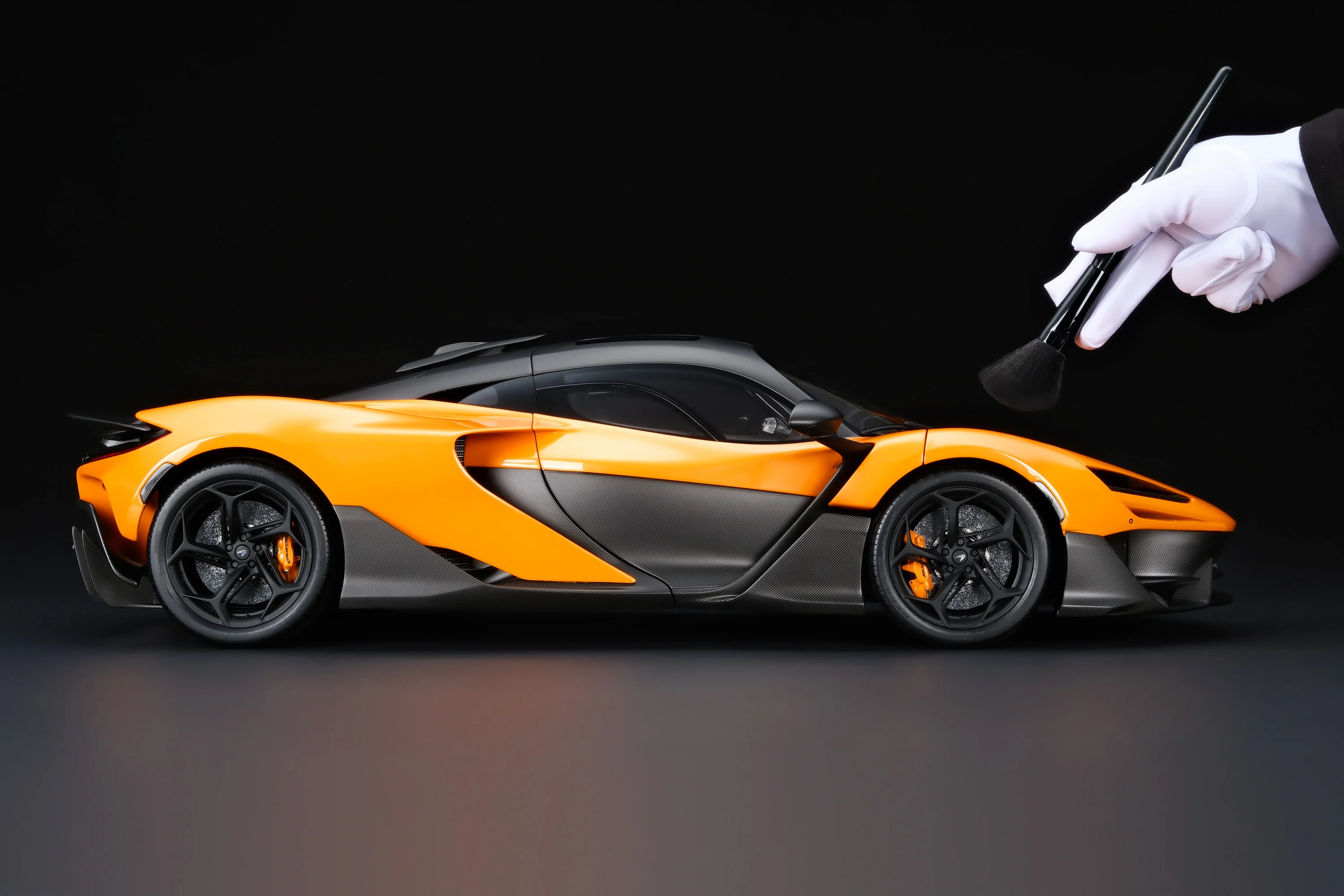 McLaren W1 - Image 3