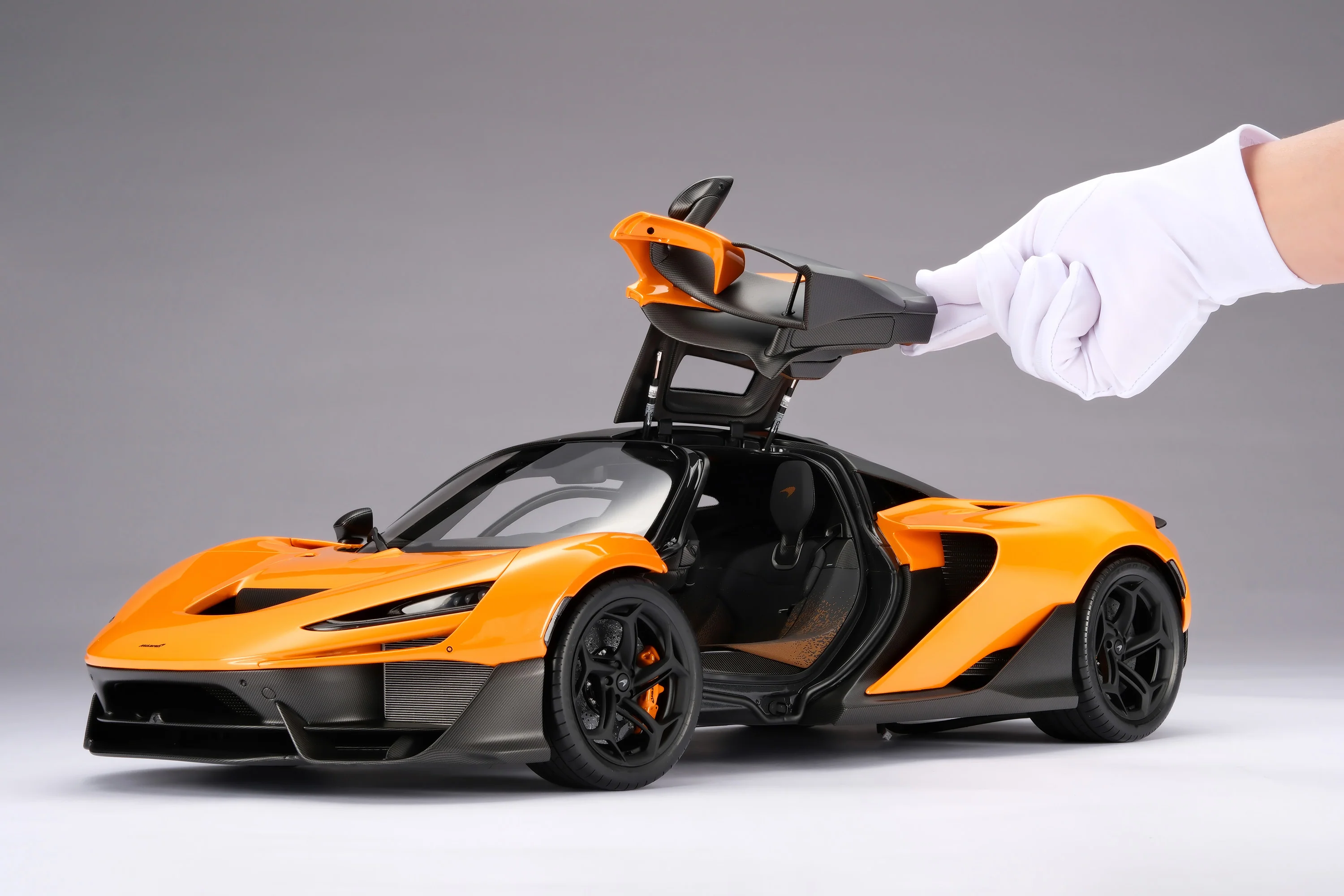 McLaren W1 - Image 8