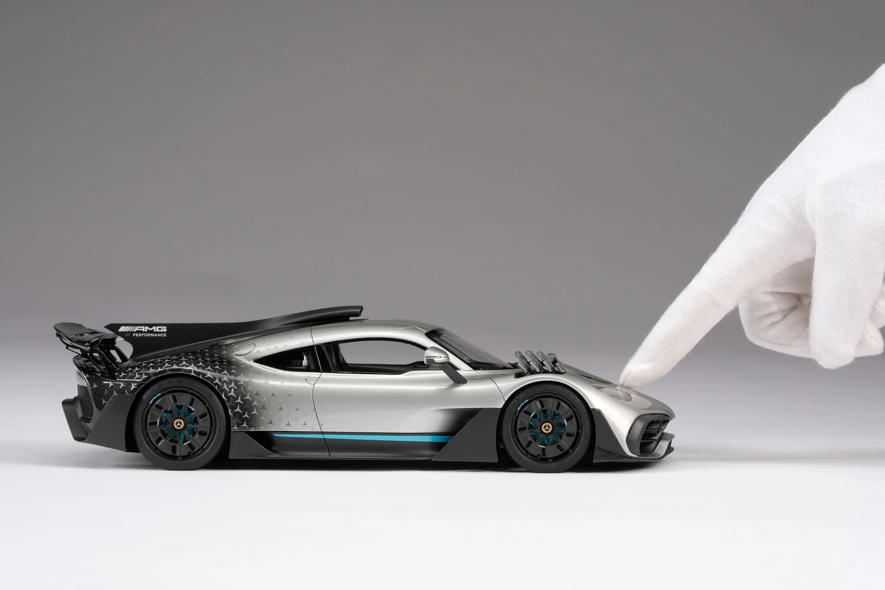 Mercedes-AMG ONE - Image 4