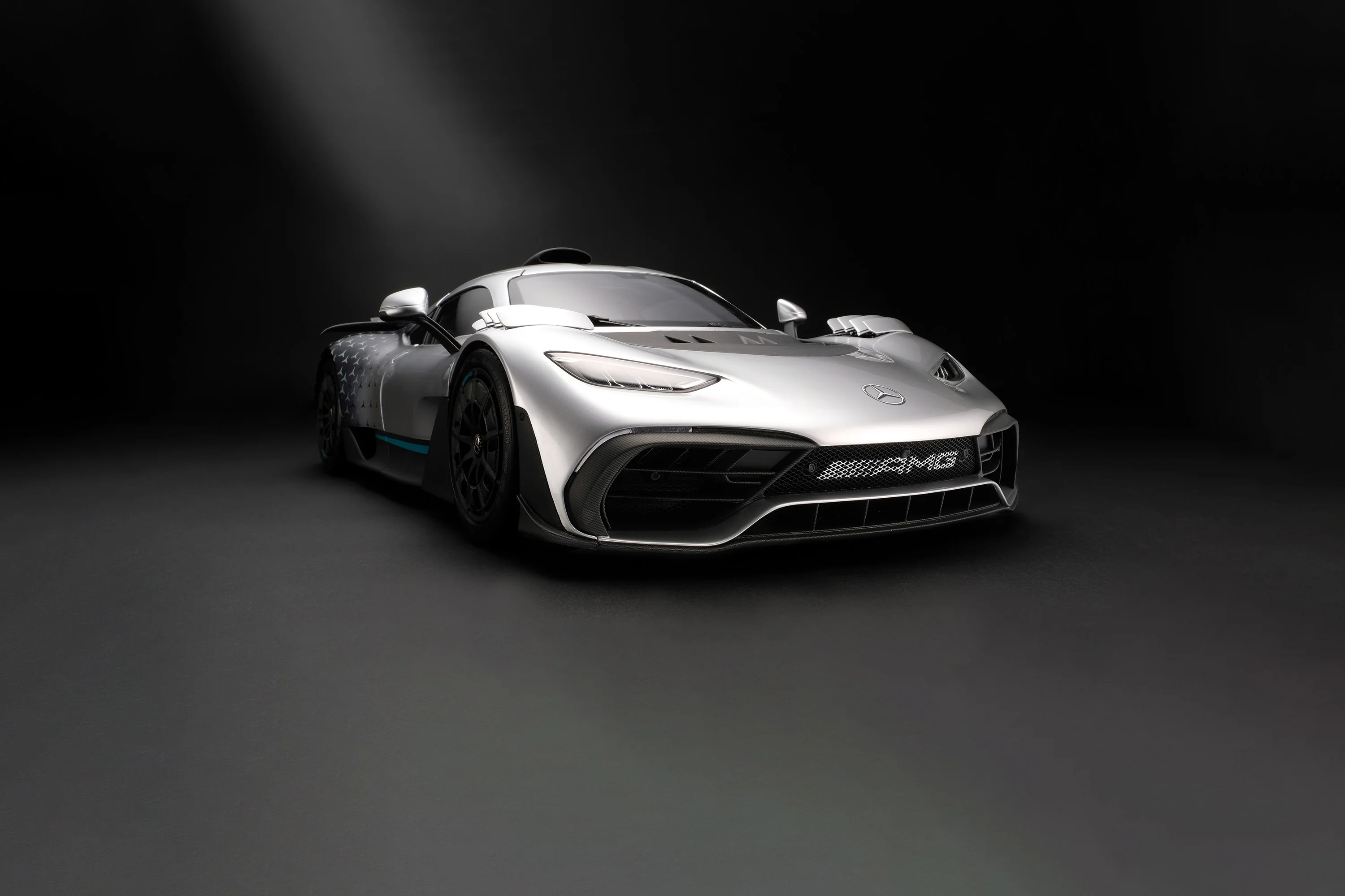 Mercedes-AMG ONE (2022) - Image 2