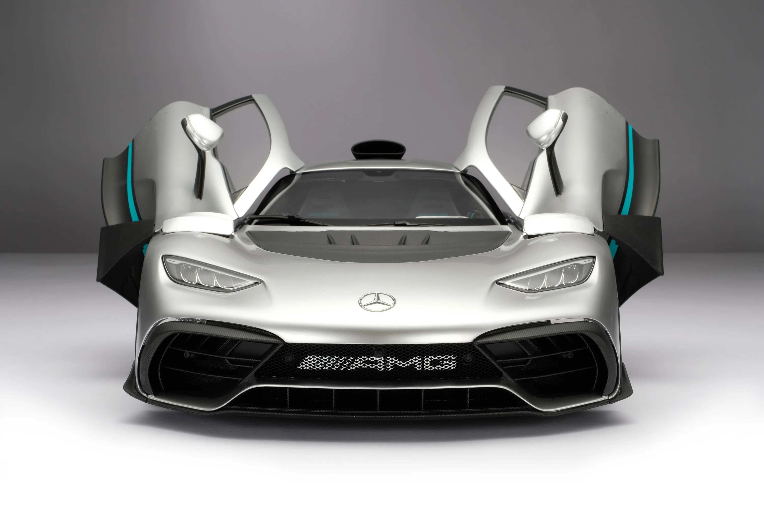 Mercedes-AMG ONE (2022) - Image 9