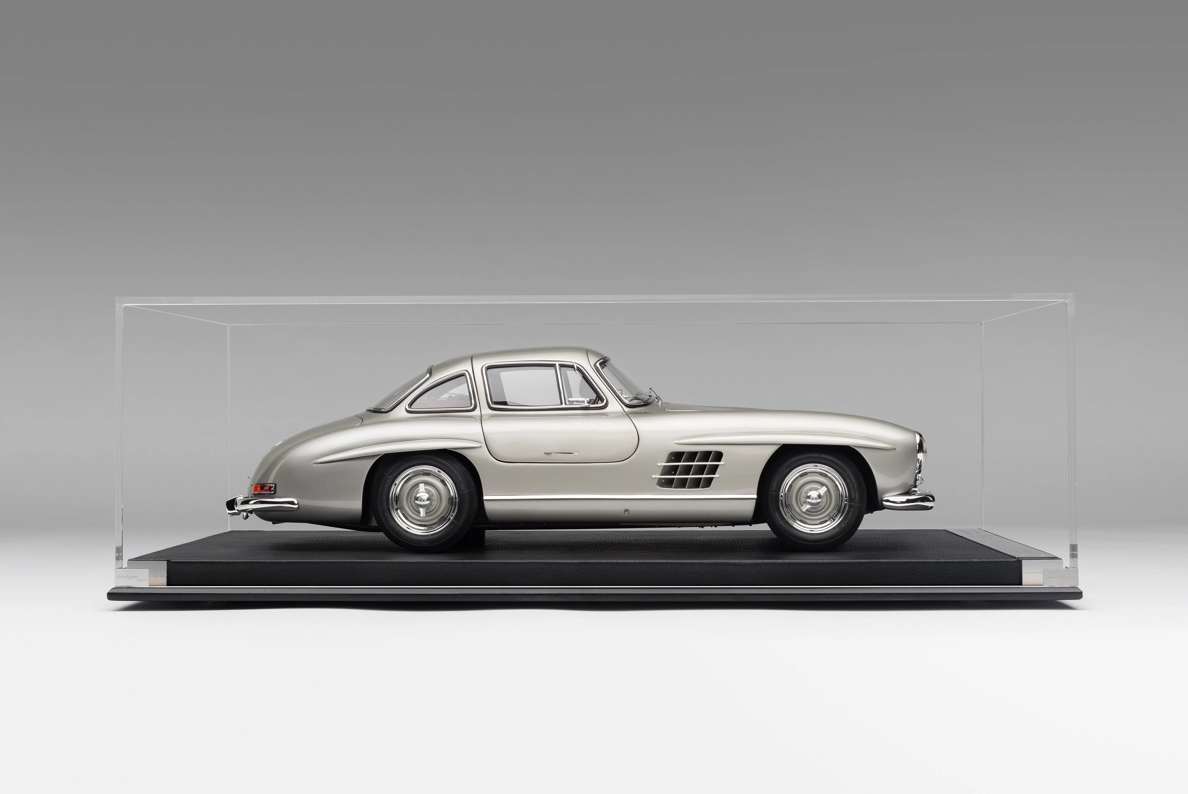Mercedes-Benz 300 SL Gullwing (1955) - Image 20