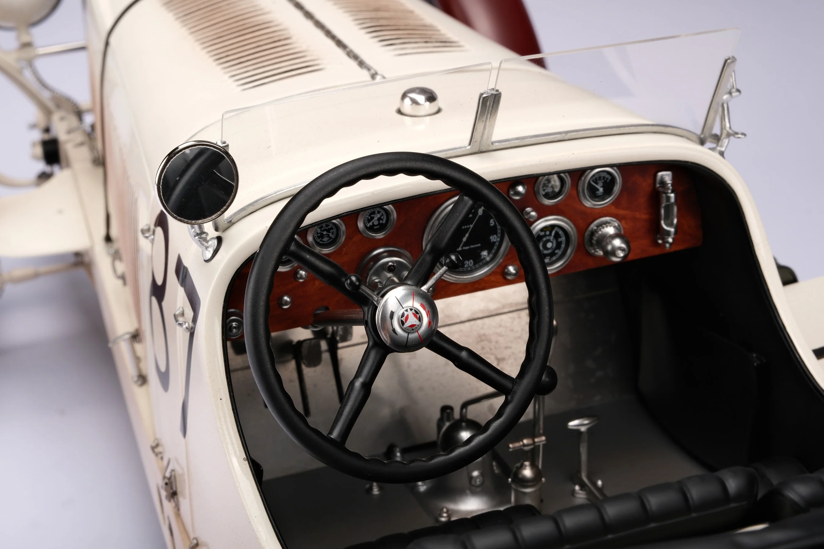 Mercedes-Benz SSKL - 1931 Mille Miglia Winner - Patinated - Image 10
