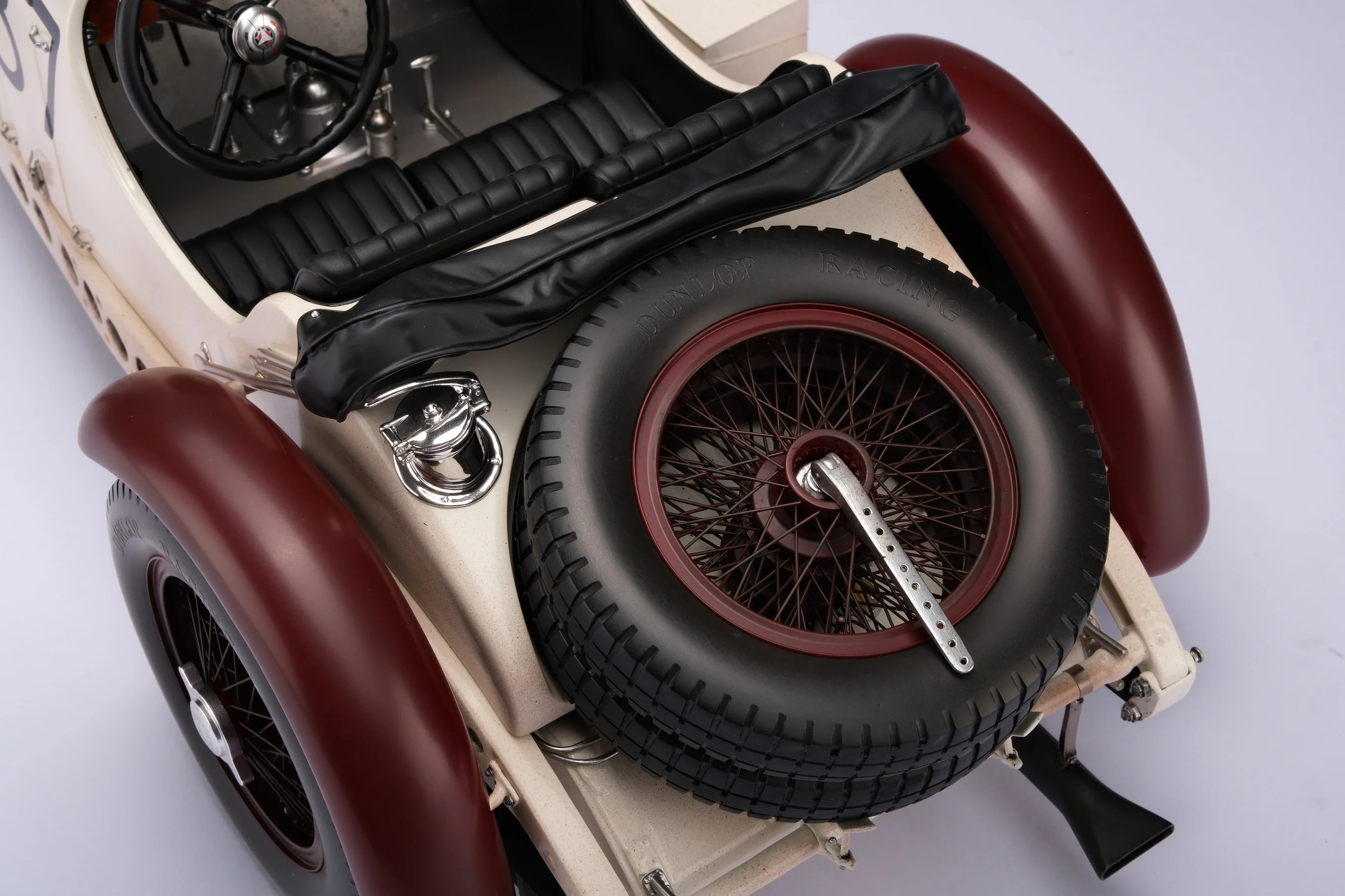 Mercedes-Benz SSKL - 1931 Mille Miglia Winner - Patinated - Image 13