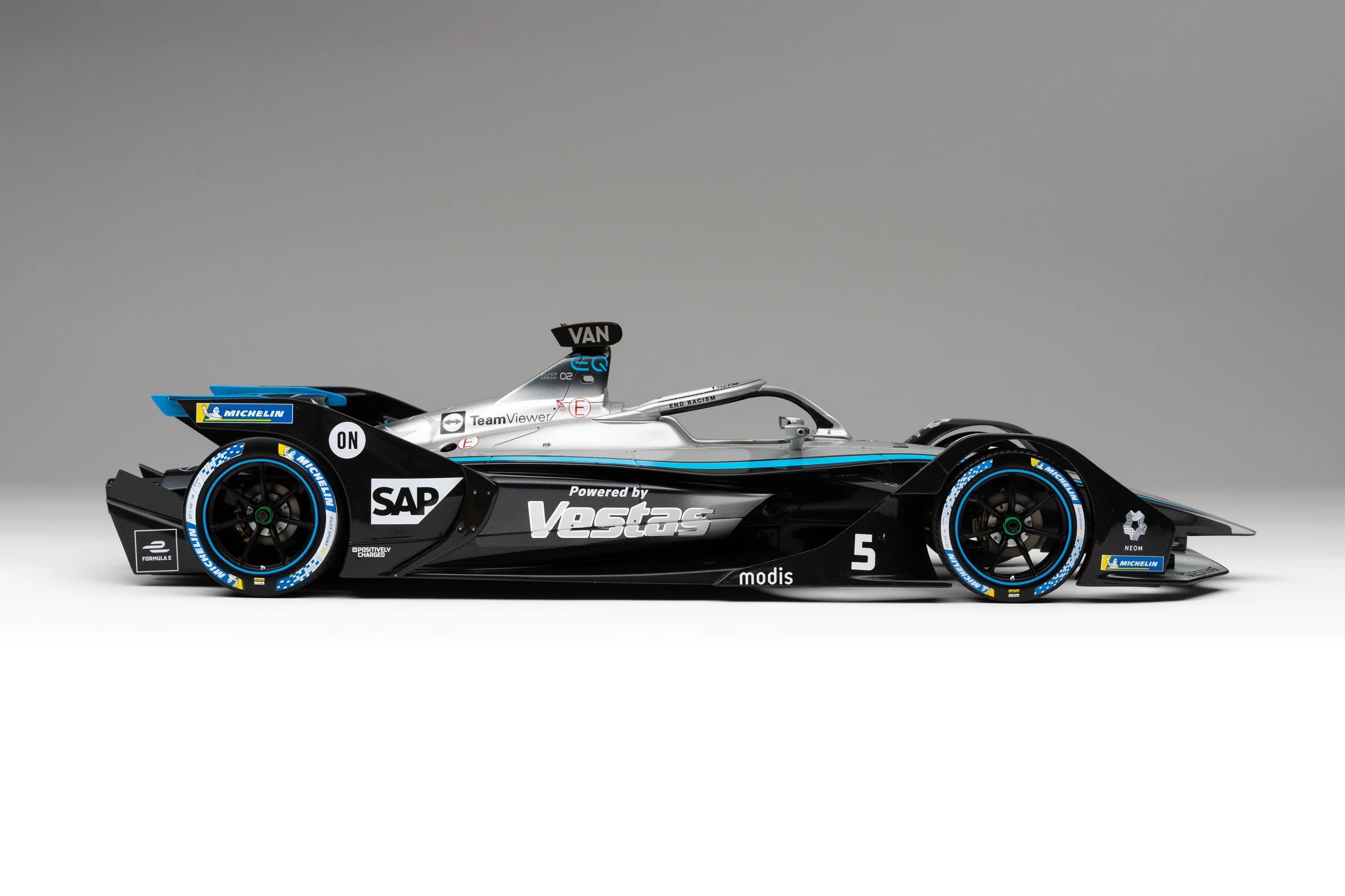 Mercedes-EQ Silver Arrow 02 (2020-21) - Gen2 Season 7 - Image 18