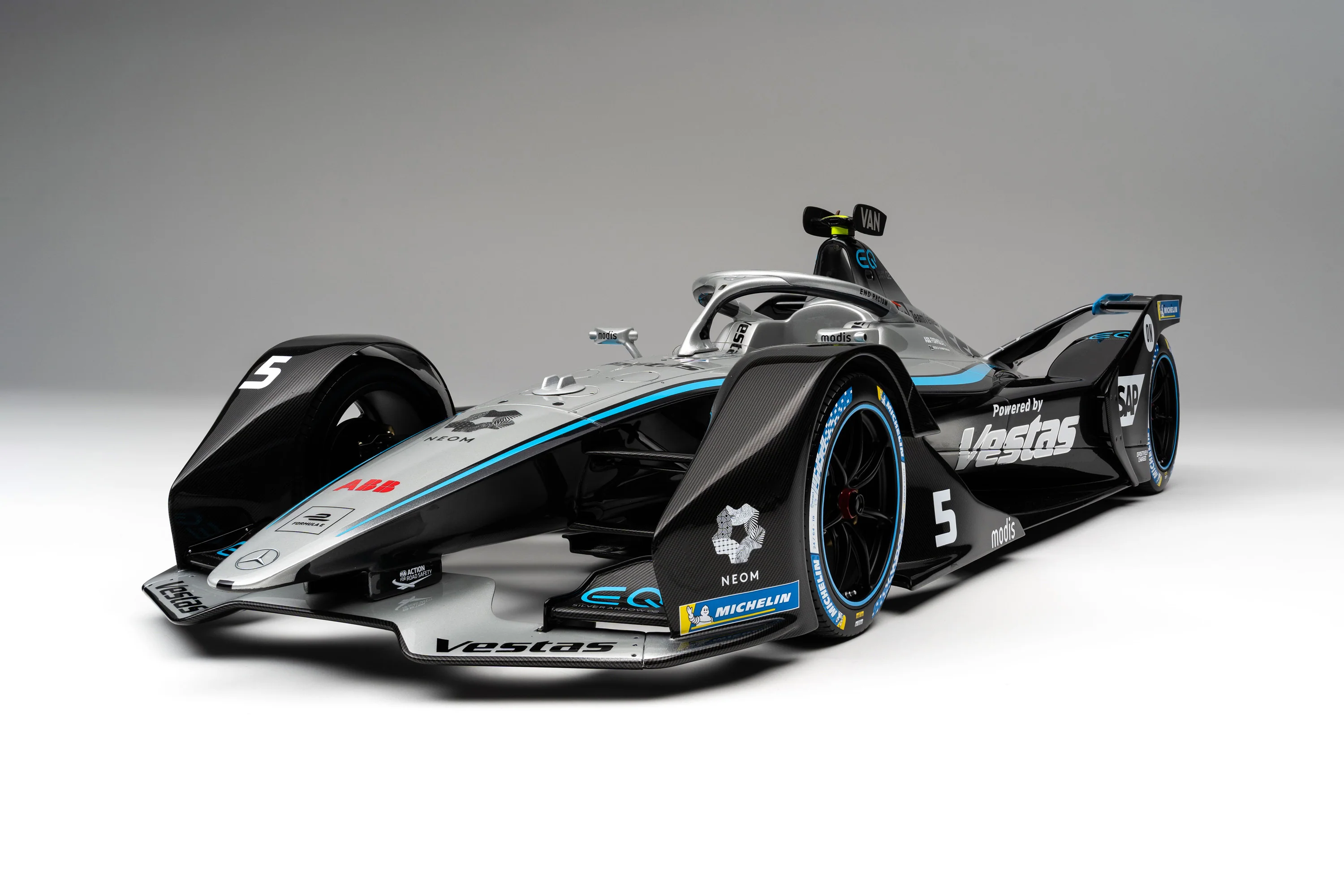 Mercedes-EQ Silver Arrow 02 (2020-21) - Gen2 Season 7 - Image 25