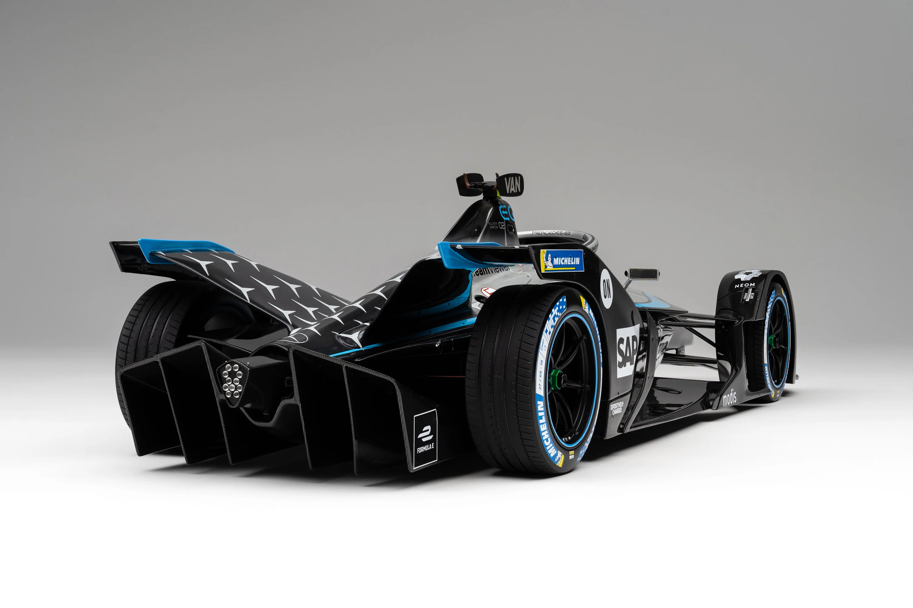 Mercedes-EQ Silver Arrow 02 (2020-21) - Gen2 Season 7 - Image 26