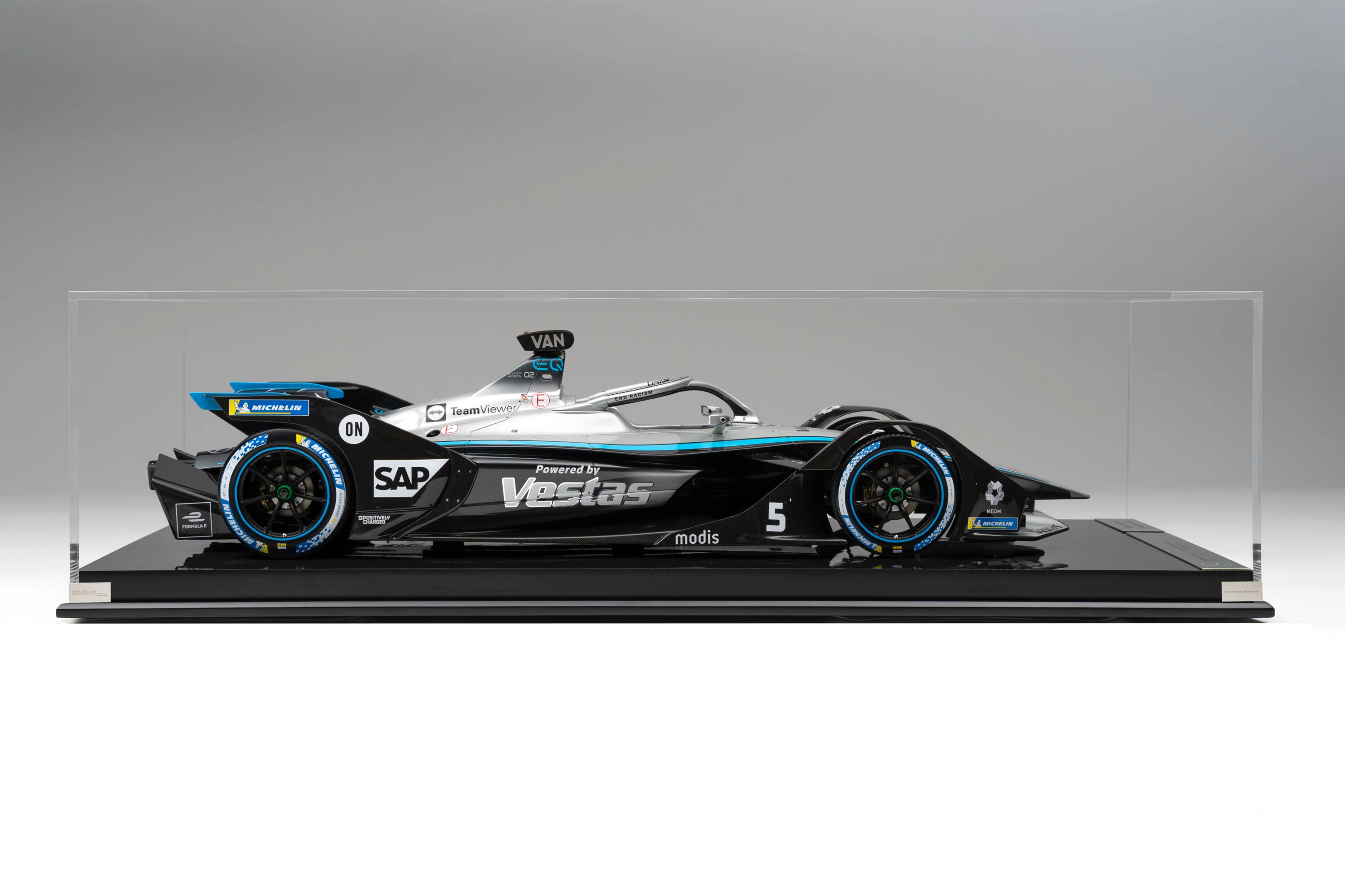 Mercedes-EQ Silver Arrow 02 (2020-21) - Gen2 Season 7 - Image 28