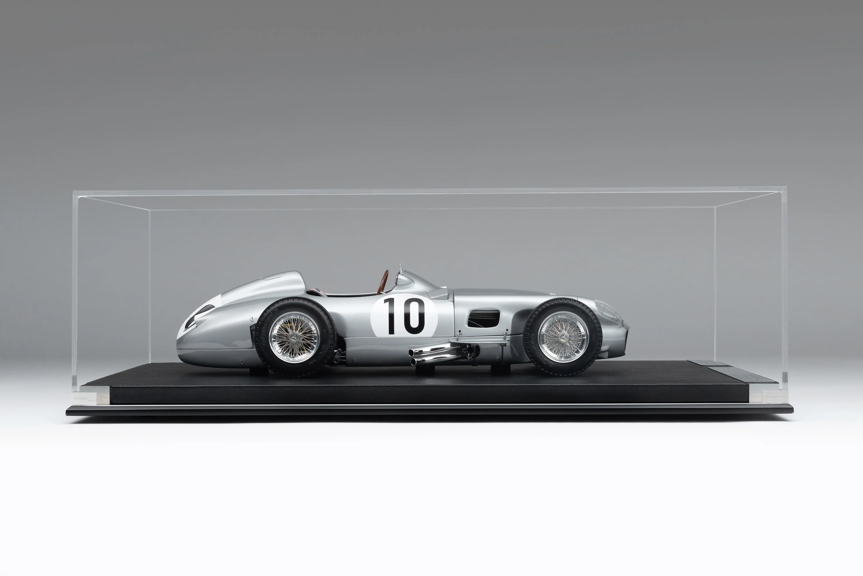 Mercedes-Benz W196 Monoposto - 1955 British Grand Prix - Fangio - Race Weathered - Image 10