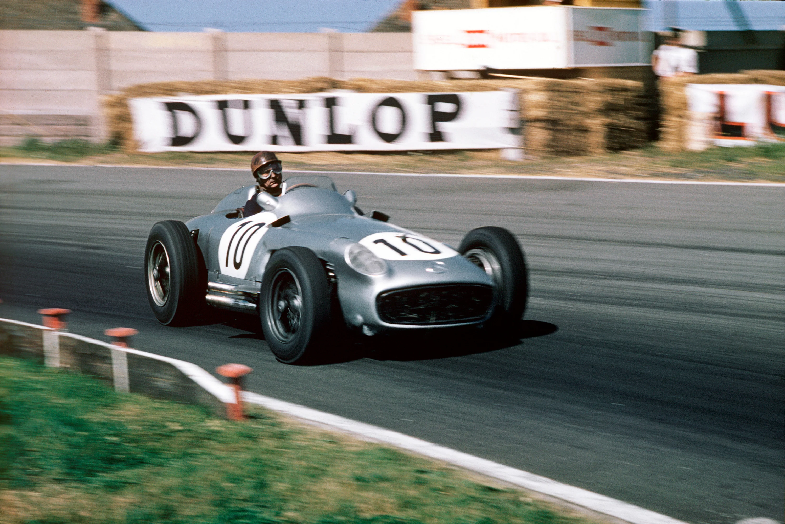 Mercedes-Benz W196 Monoposto - 1955 British Grand Prix - Fangio - Race Weathered - Image 4