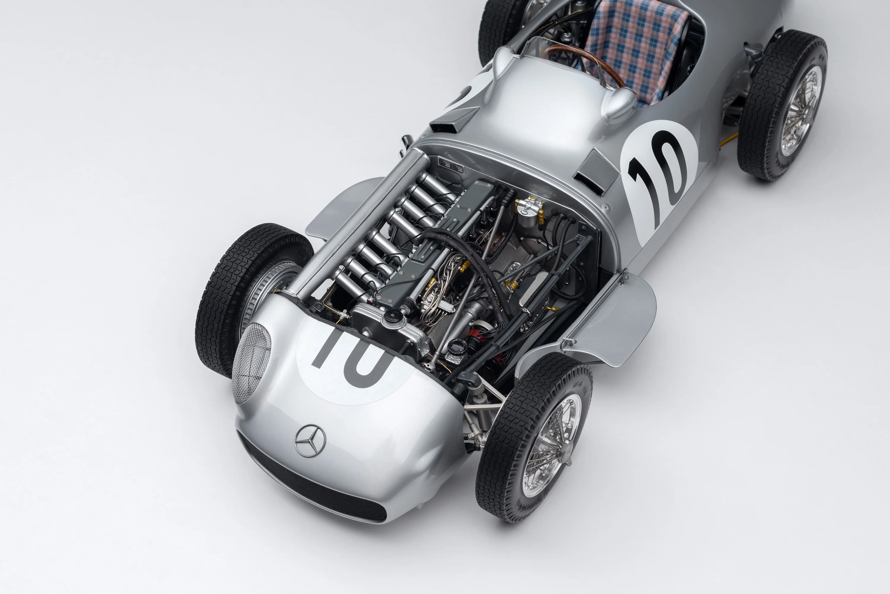 Mercedes-Benz W196 Monoposto - 1955 British Grand Prix - Fangio - Race Weathered - Image 6