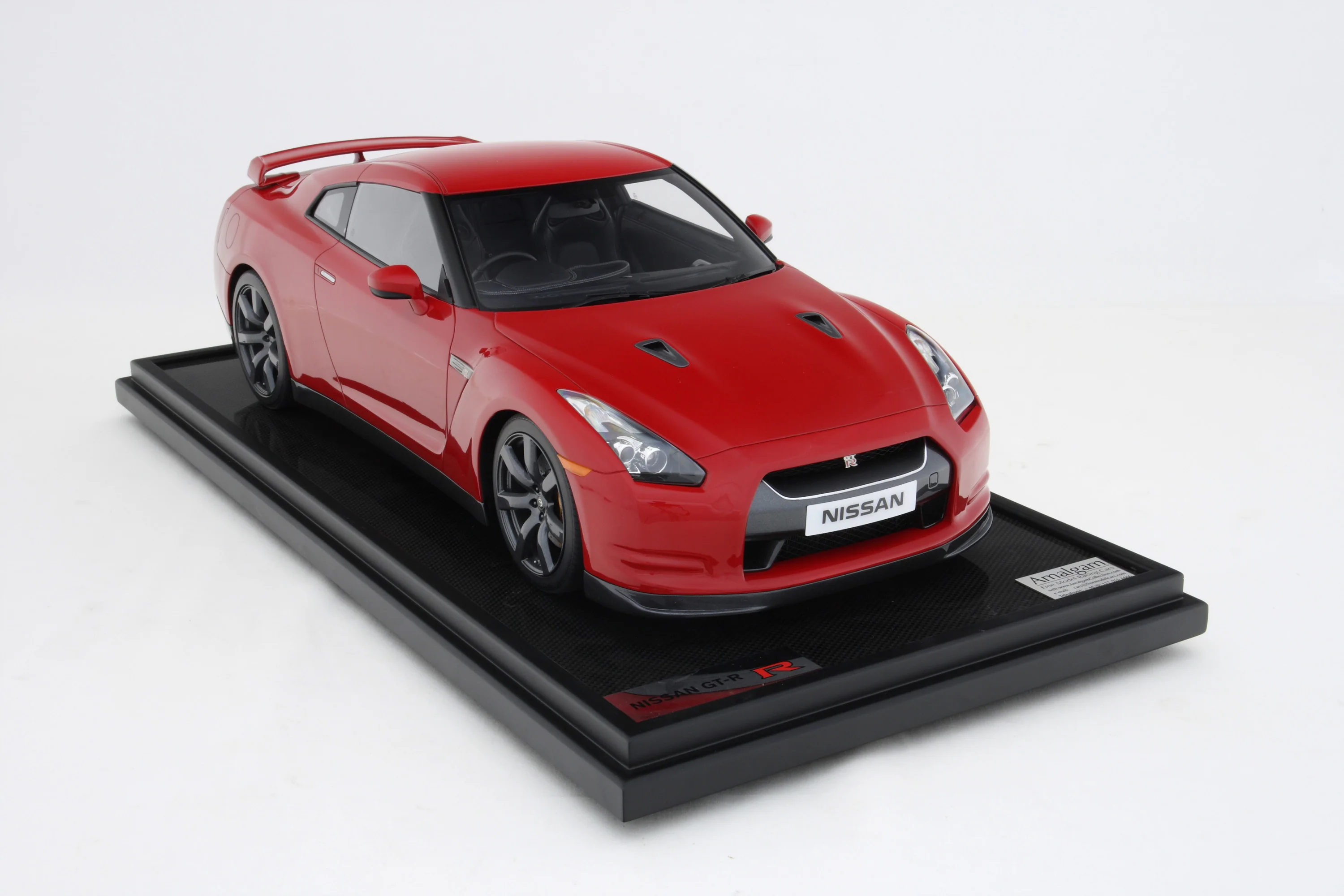 Nissan GT-R (2007) - Image 6