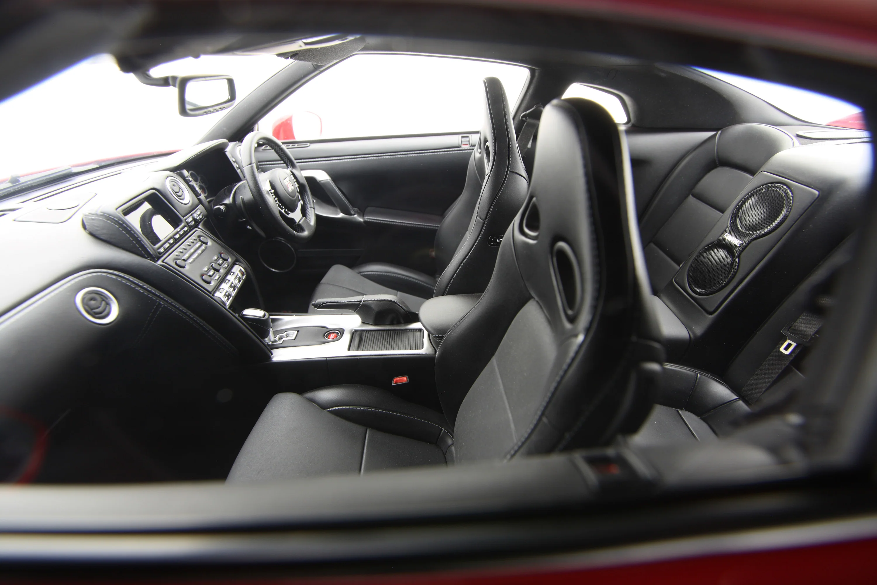 Nissan GT-R (2007) - Image 7