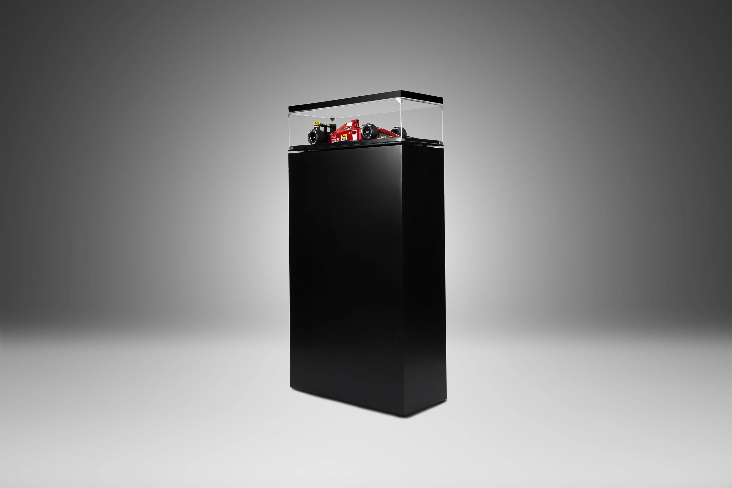 Pedestal - F1 Size - Image 3
