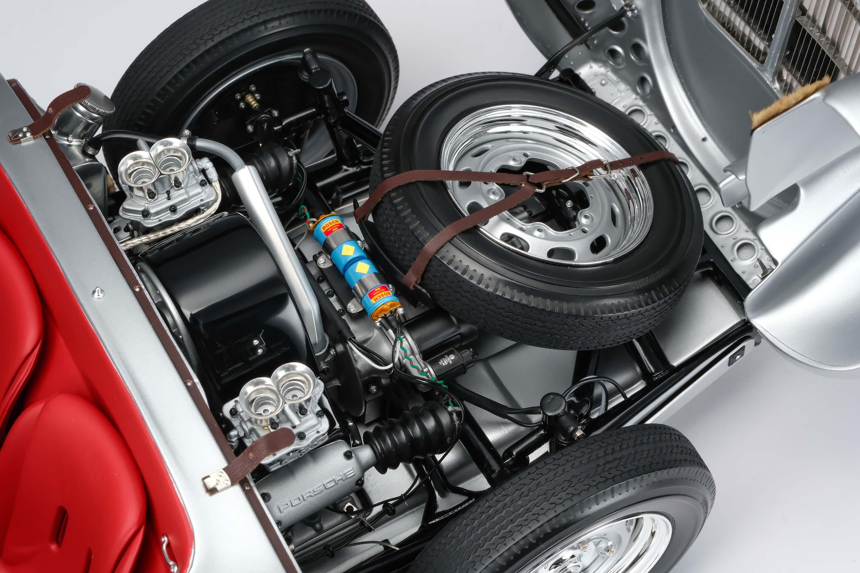 Porsche 550 RS Spyder 'Little Bastard' (1955) James Dean Figure Edition - Image 23