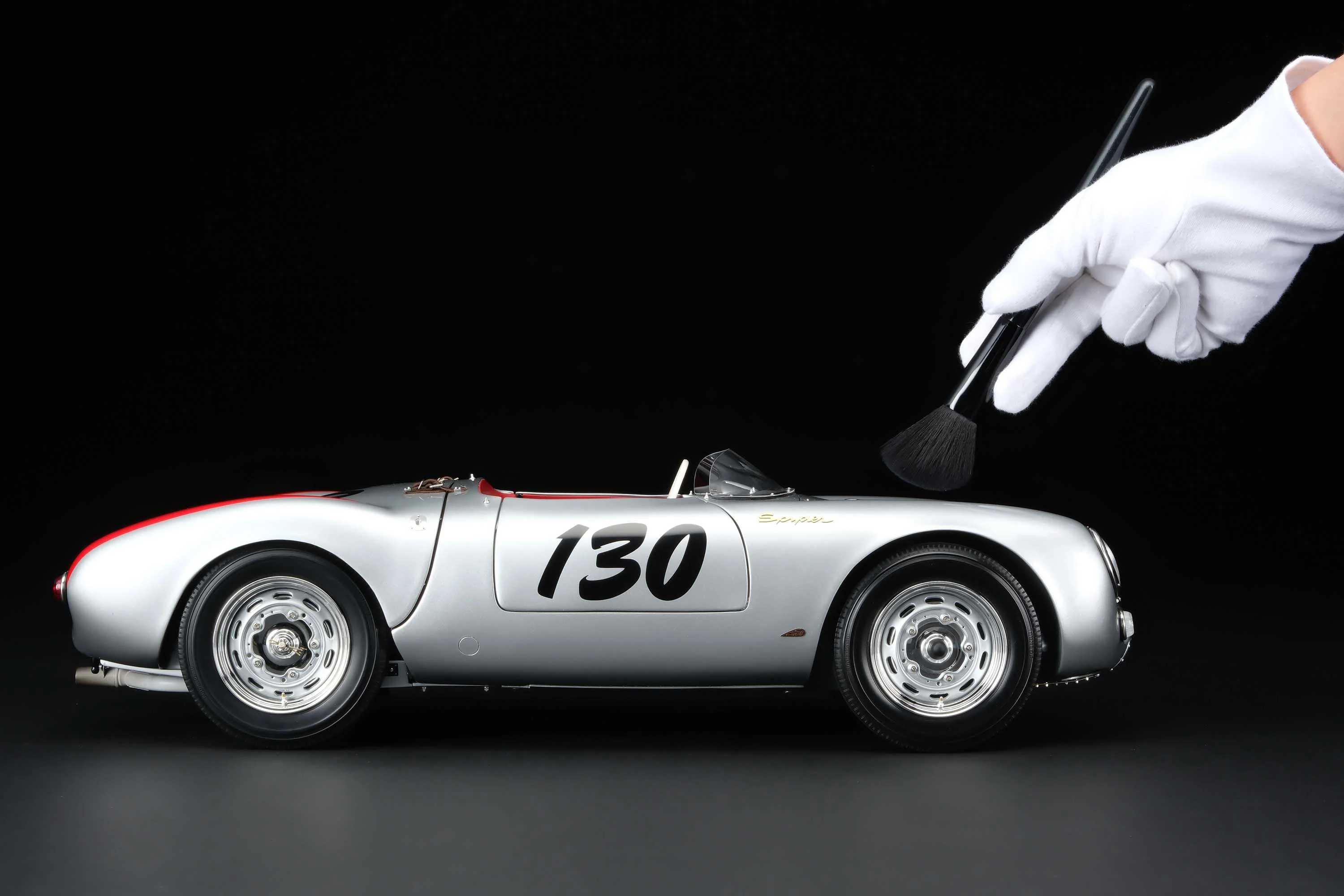 Porsche 550 RS Spyder 'Little Bastard' (1955) James Dean Figure Edition - Image 3