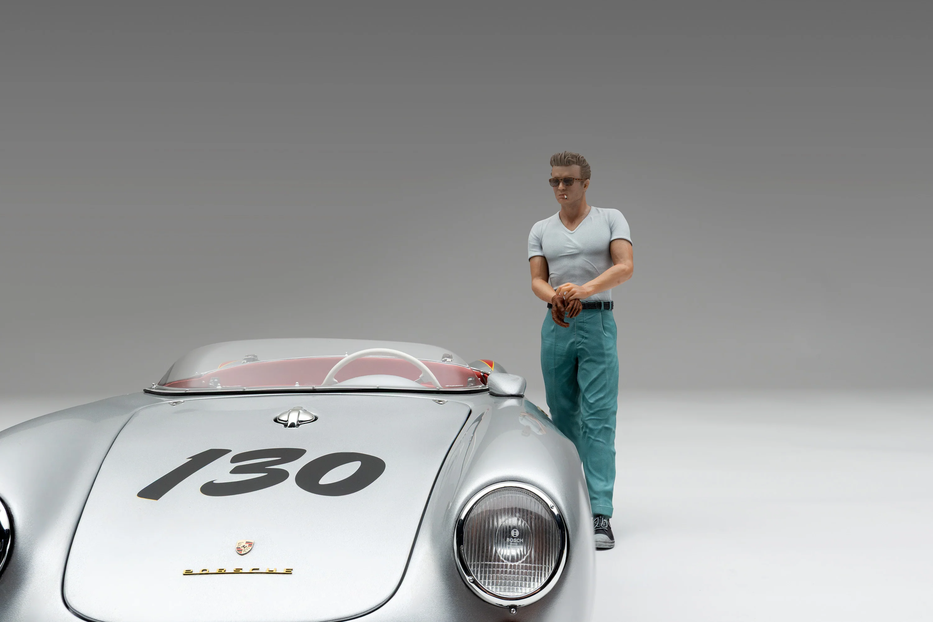 Porsche 550 RS Spyder 'Little Bastard' (1955) James Dean Figure Edition - Image 9