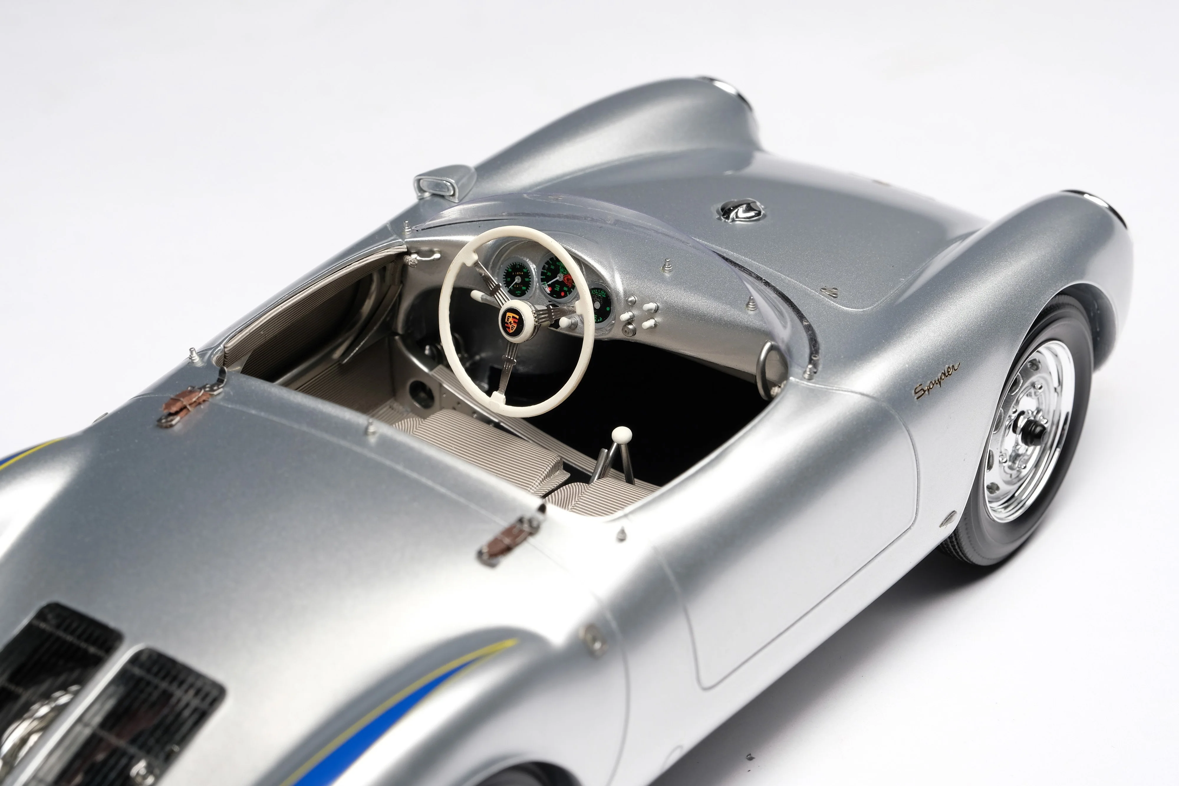 Porsche 550 RS Spyder - Image 14