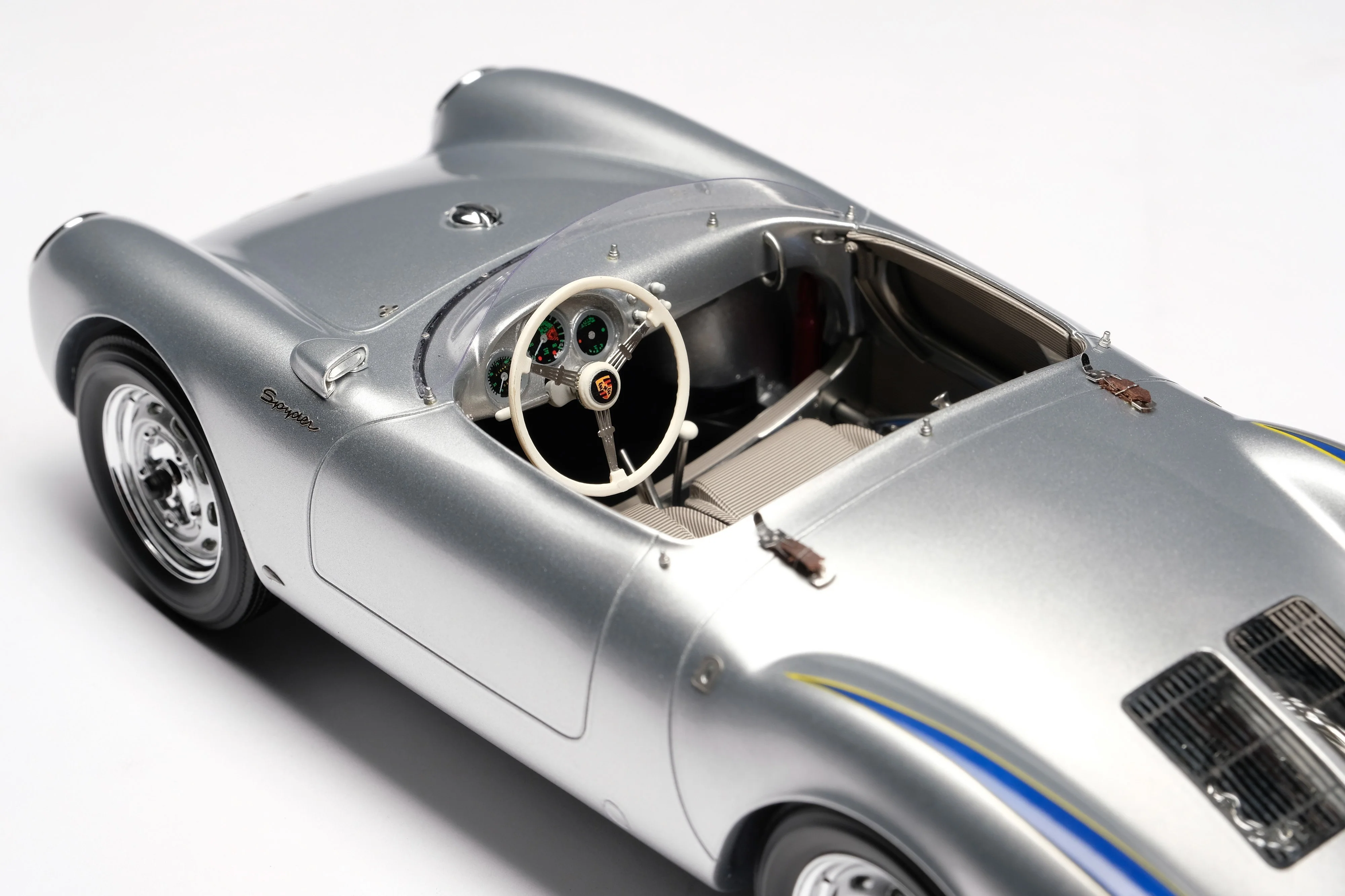 Porsche 550 RS Spyder - Image 15
