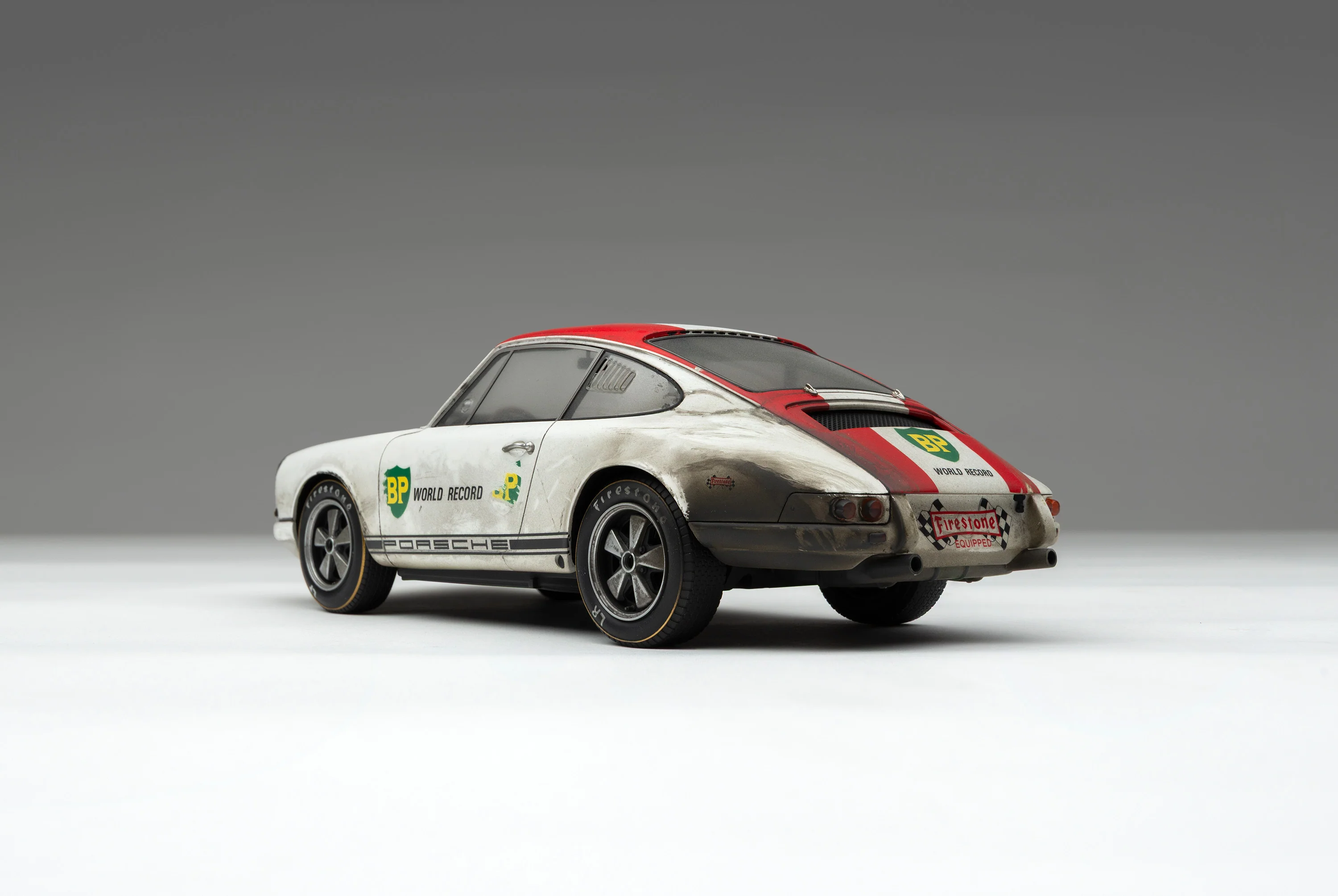 Porsche 911 R - 1967 BP World Record - Race Weathered - Image 12