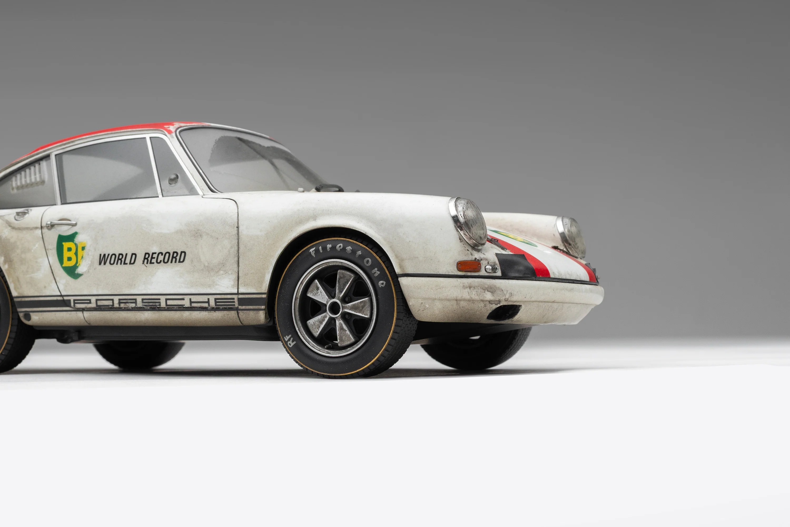 Porsche 911 R - 1967 BP World Record - Race Weathered - Image 6