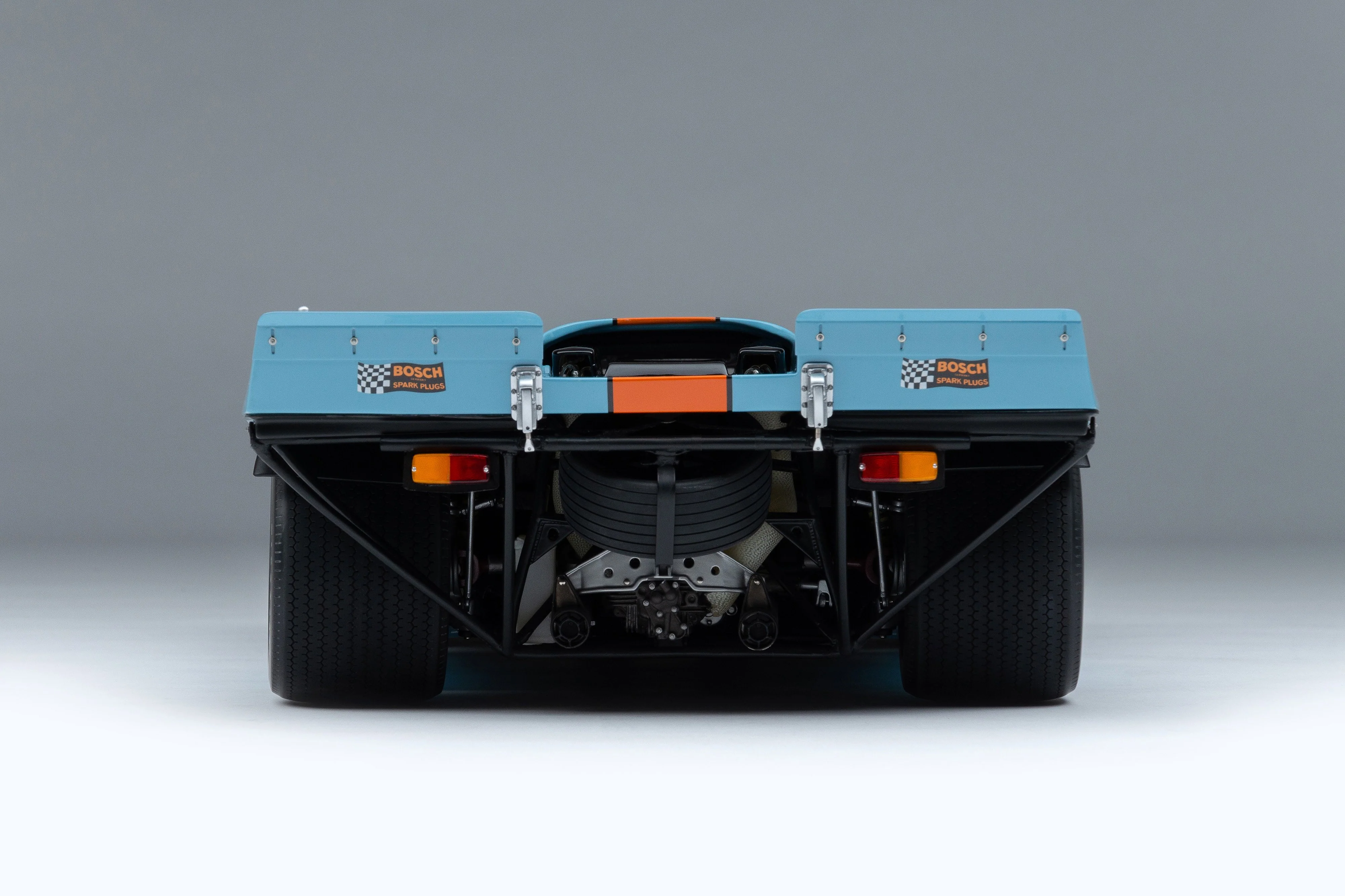 Porsche 917K - 1970 Daytona Winner - Gulf Livery - Image 12