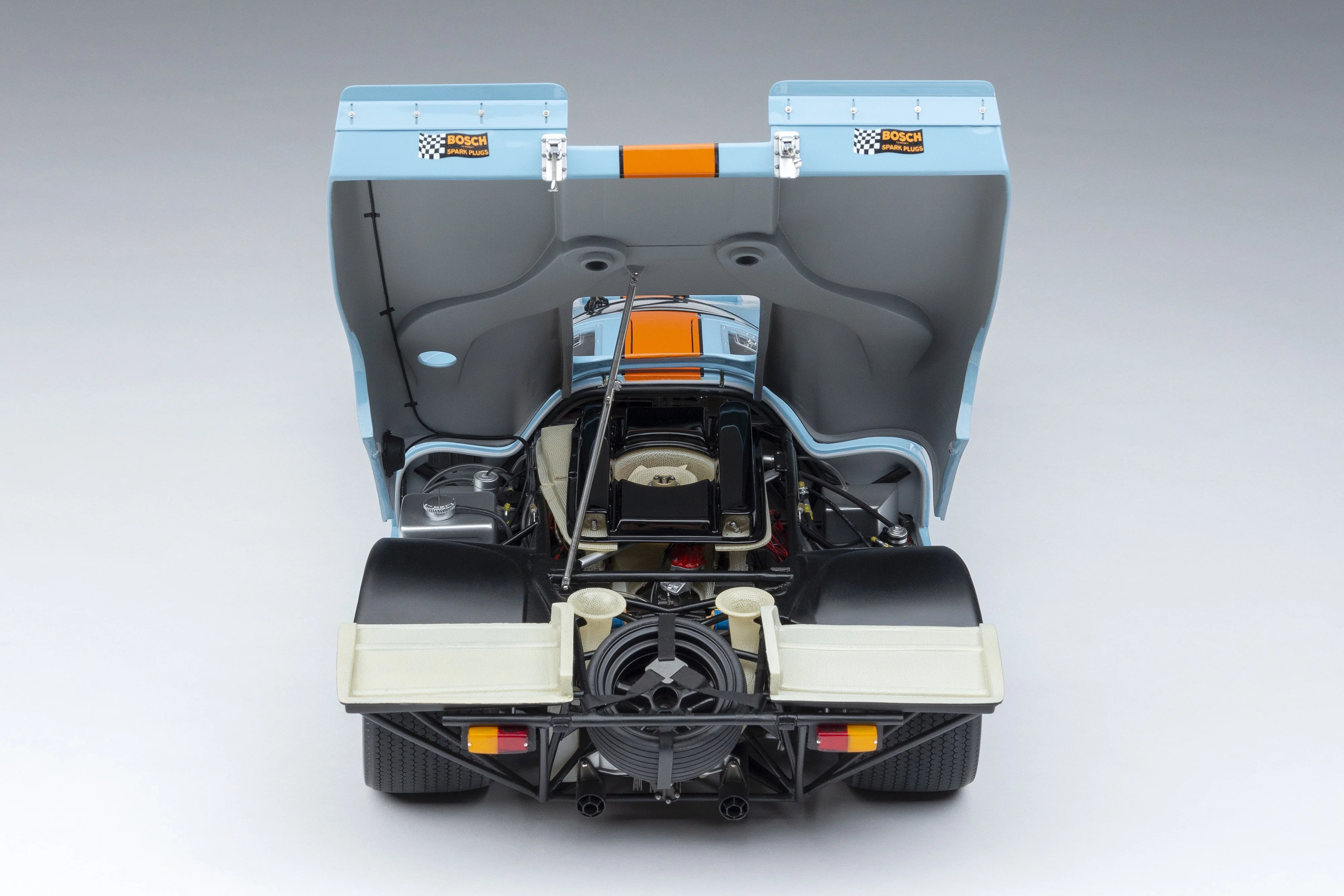 Porsche 917K - 1970 Daytona Winner - Gulf Livery - Image 17