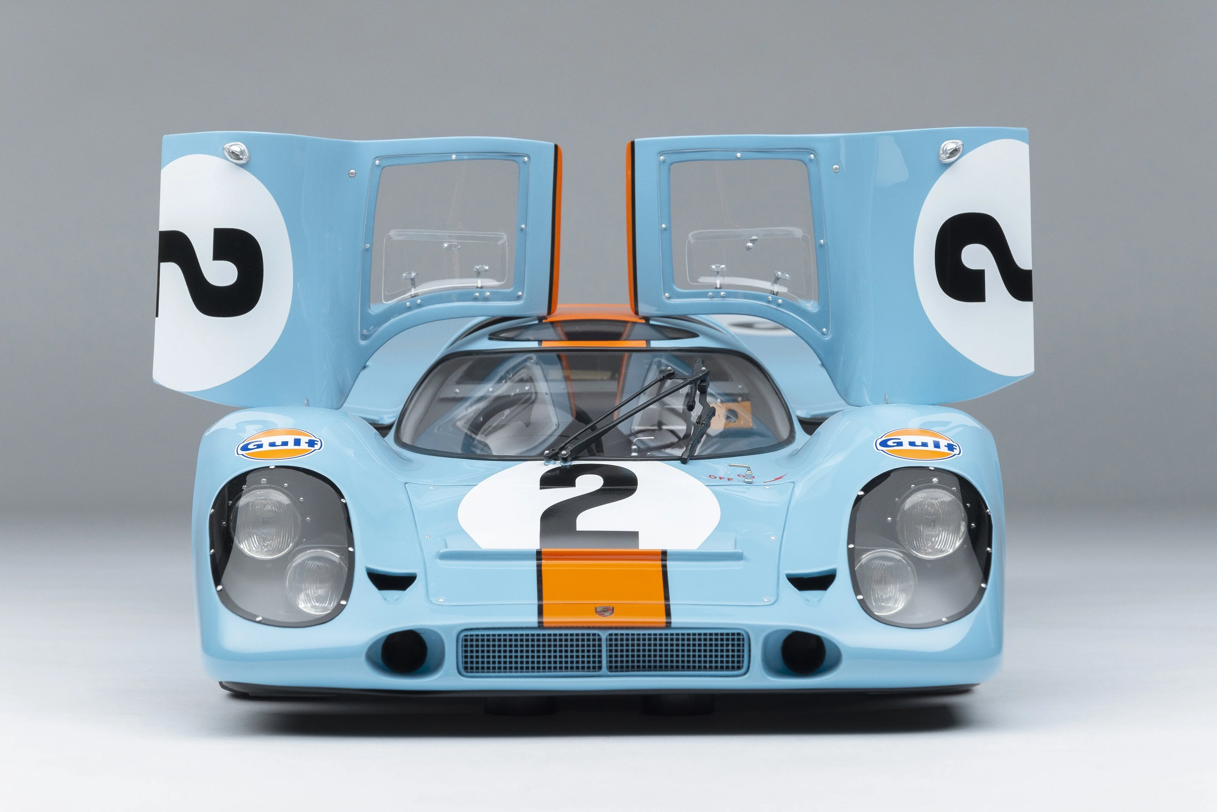Porsche 917K - 1970 Daytona Winner - Gulf Livery - Image 5